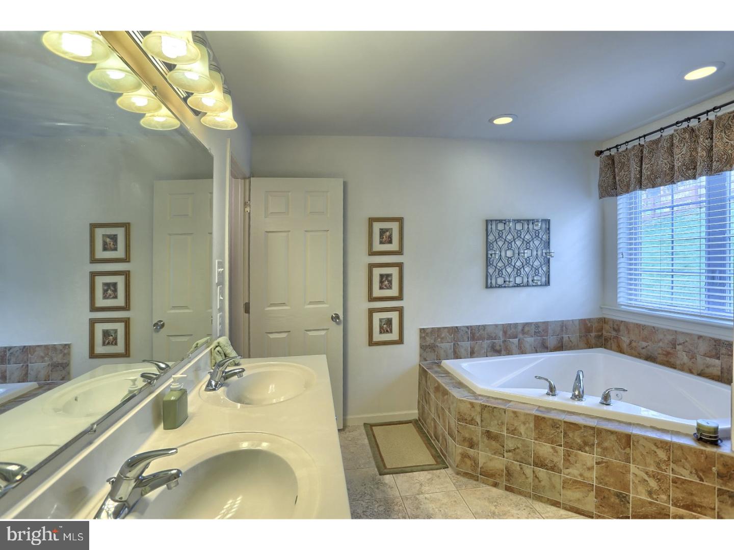 HEIDELBERG RUN W - Residential