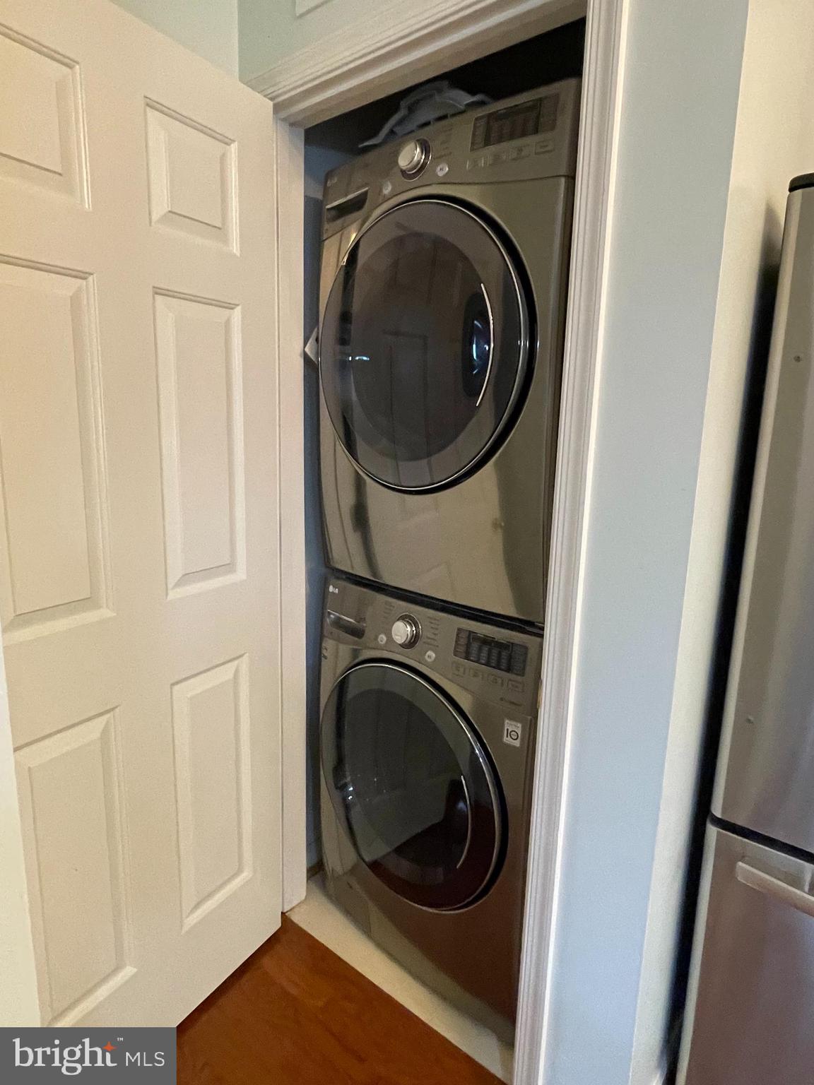 THE PAVILION - Residential