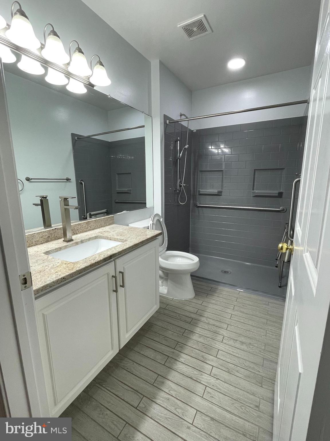 THE PAVILION - Residential