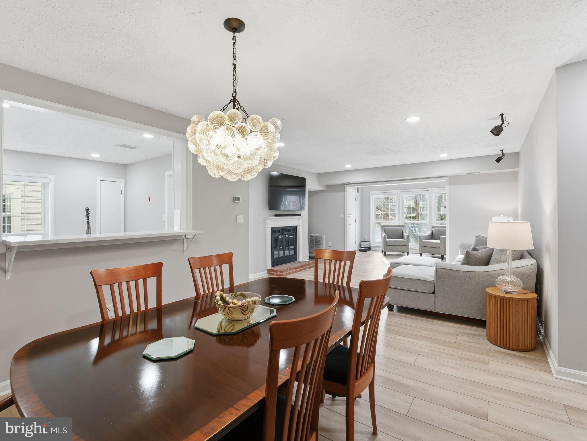 WILLOW POINT - Residential