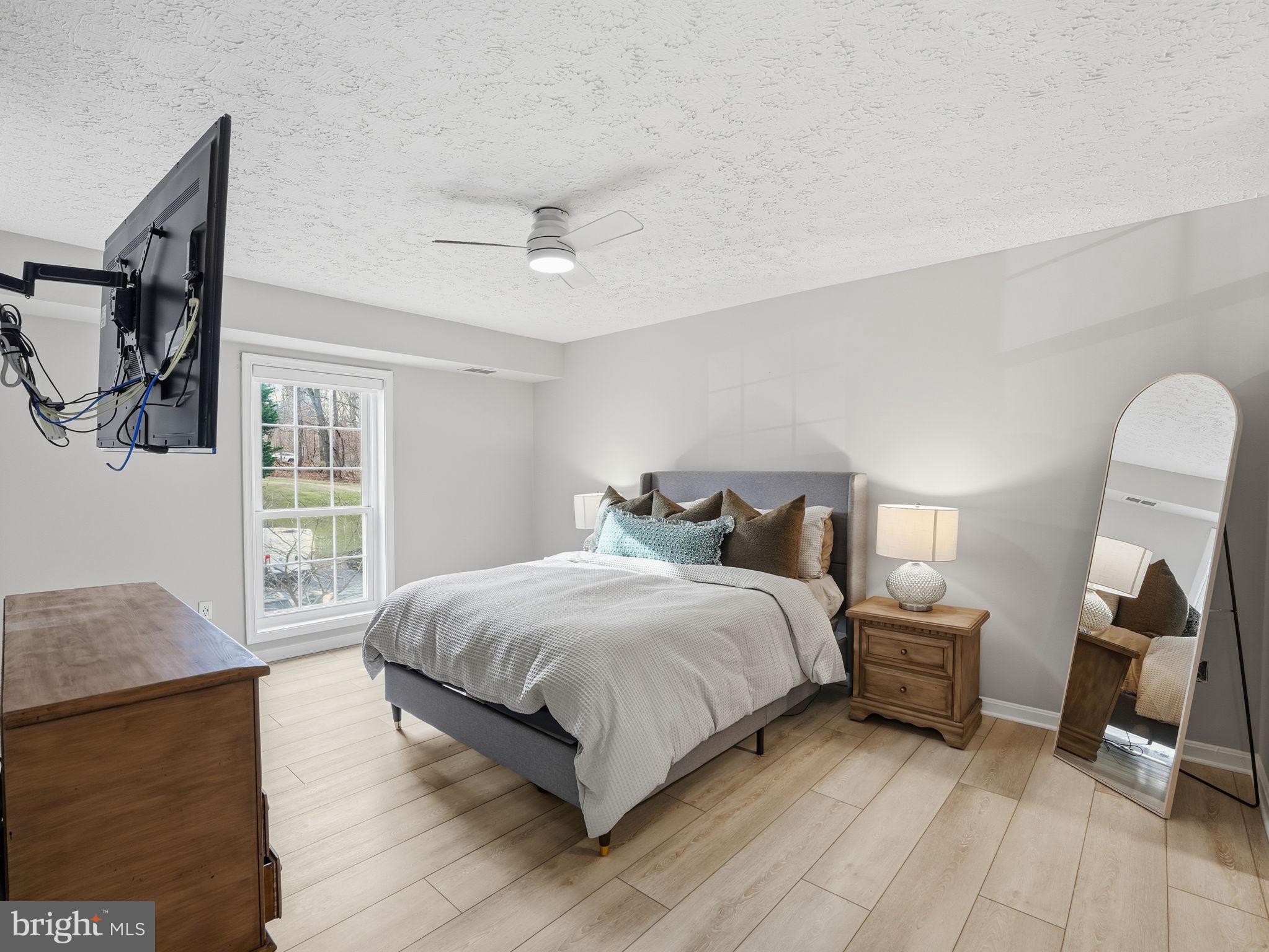 WILLOW POINT - Residential