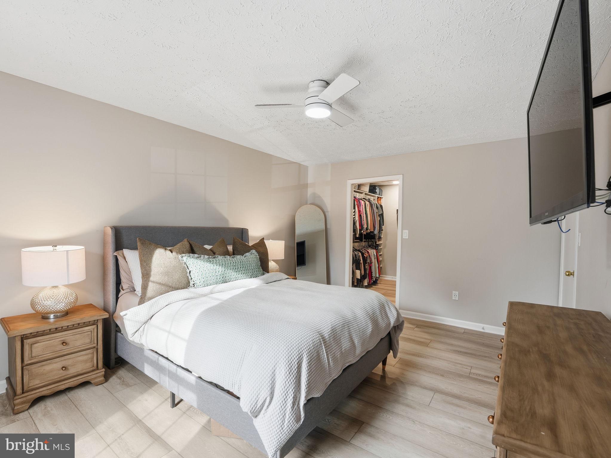 WILLOW POINT - Residential