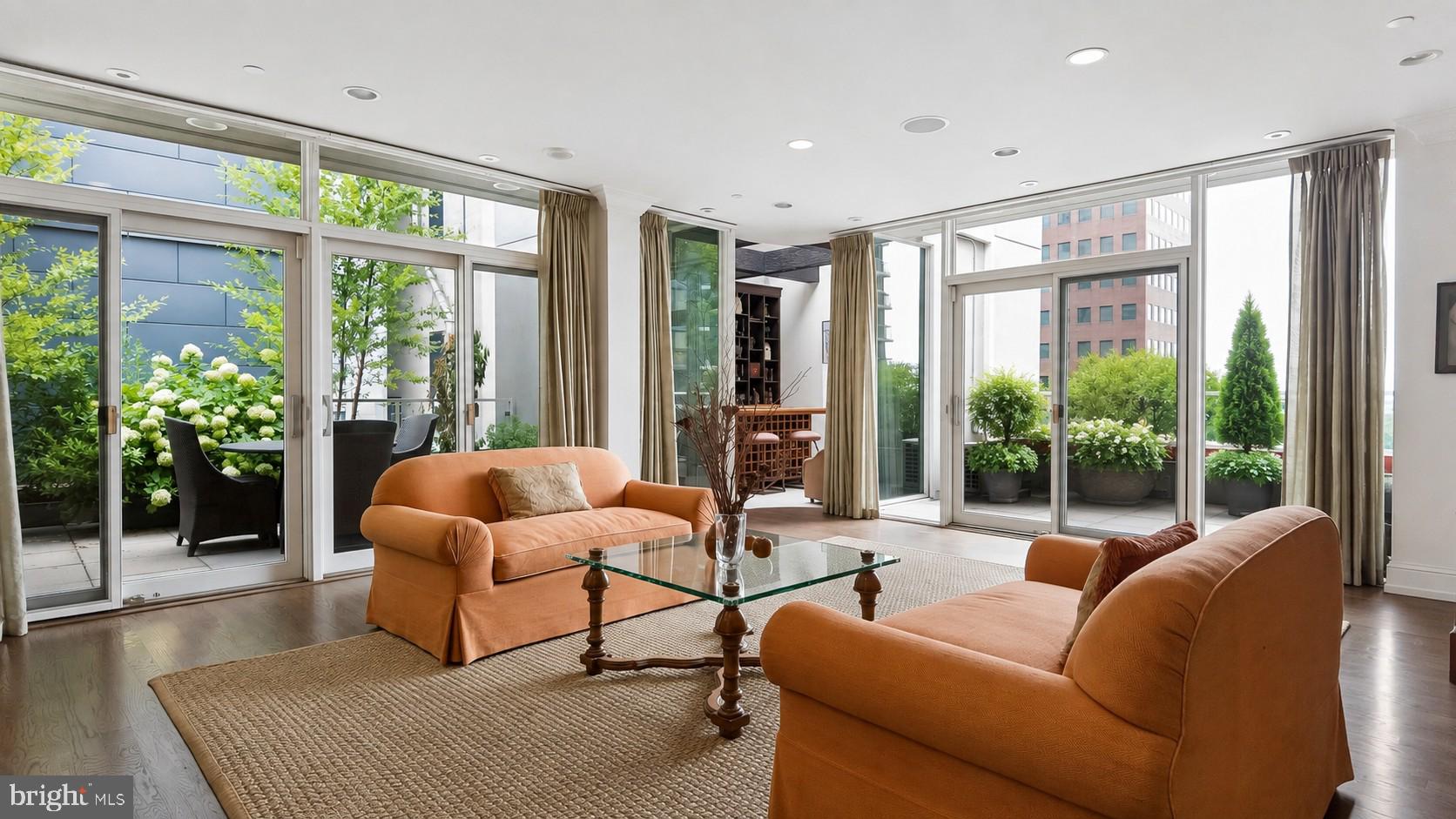 227 S 6TH STREET 31 PE