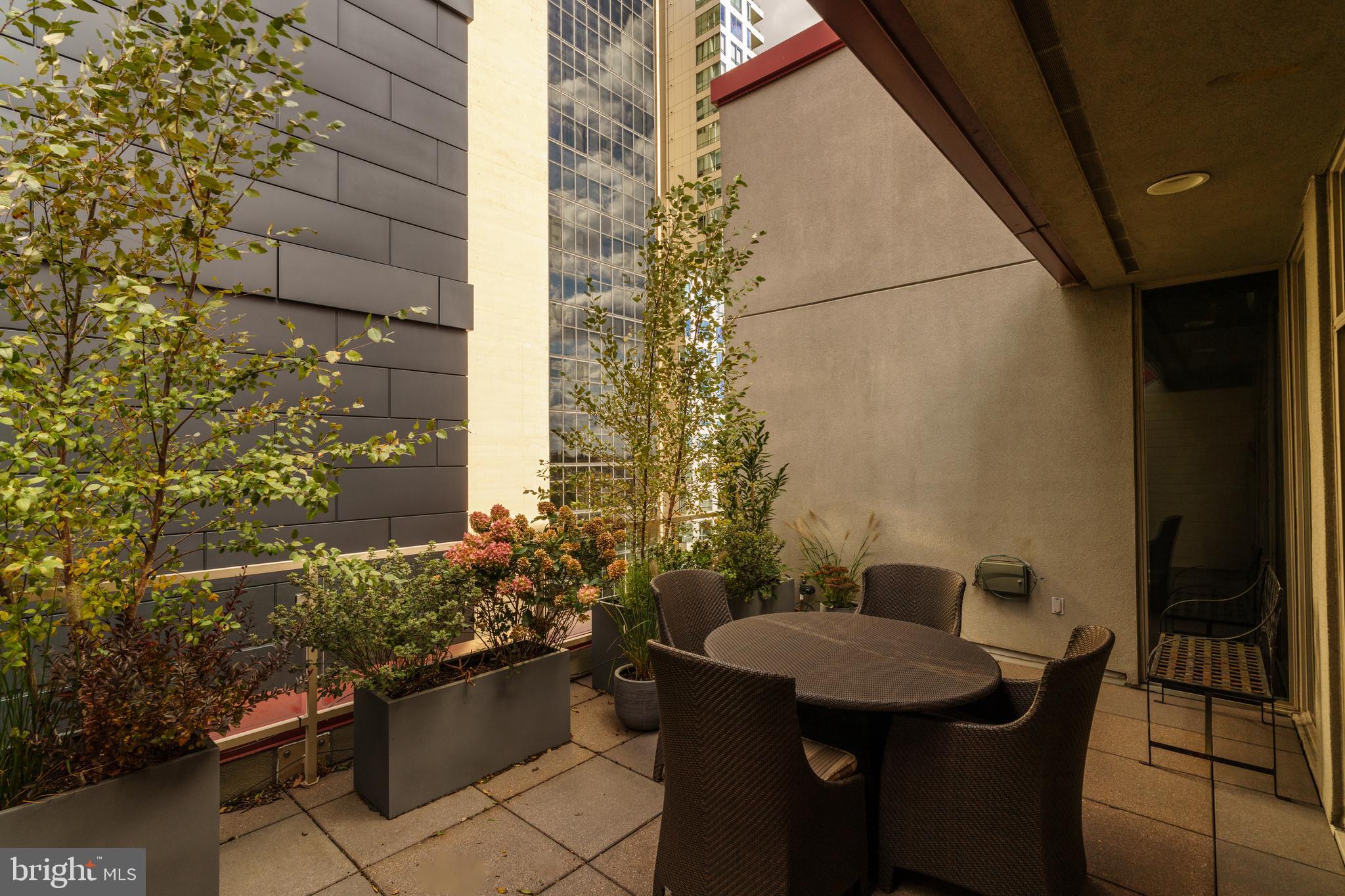 227 S 6TH STREET 31 PE