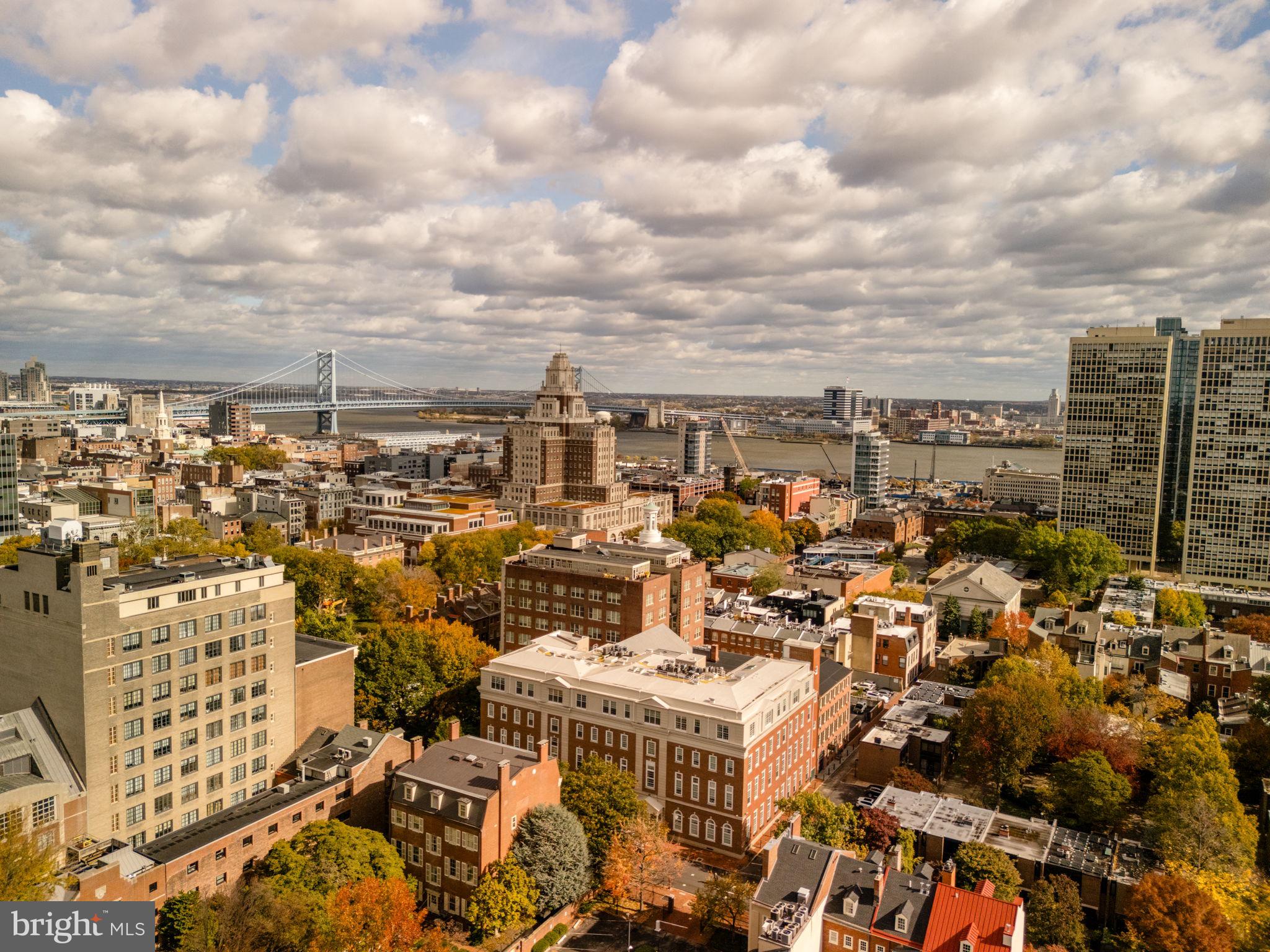 WASHINGTON SQ - Residential