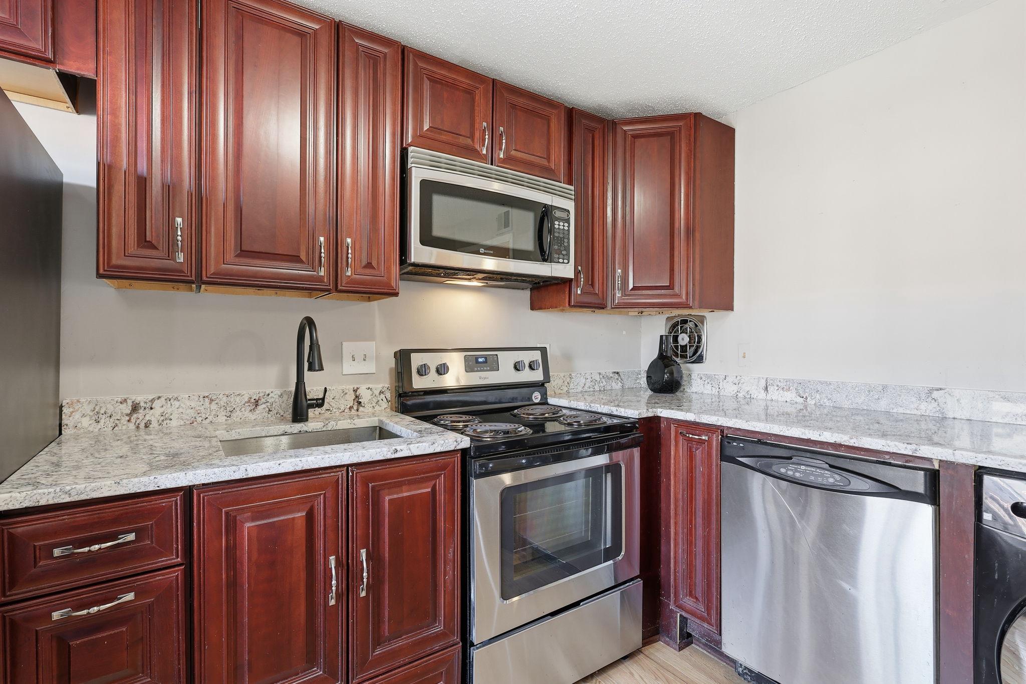 GEORGETOWN  VILLAGE - Residential