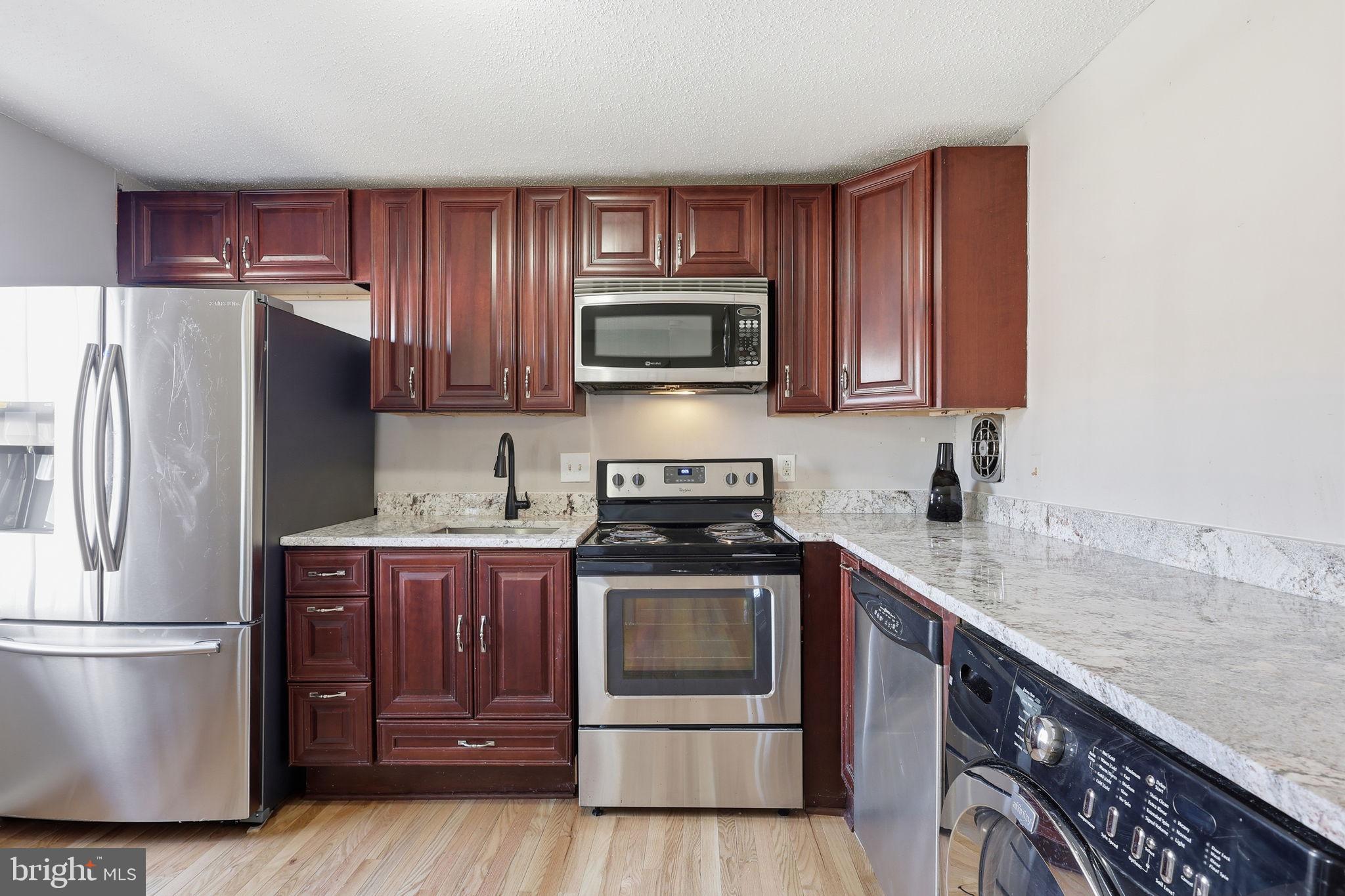 GEORGETOWN  VILLAGE - Residential