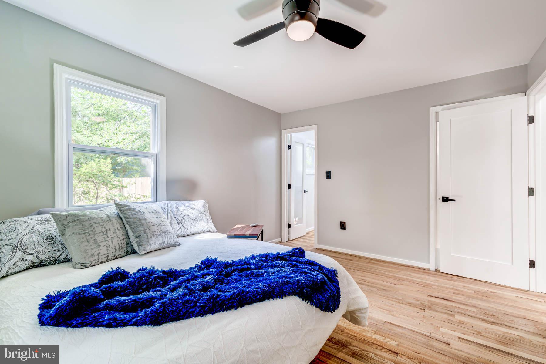 BUCKNELL MANOR - Residential