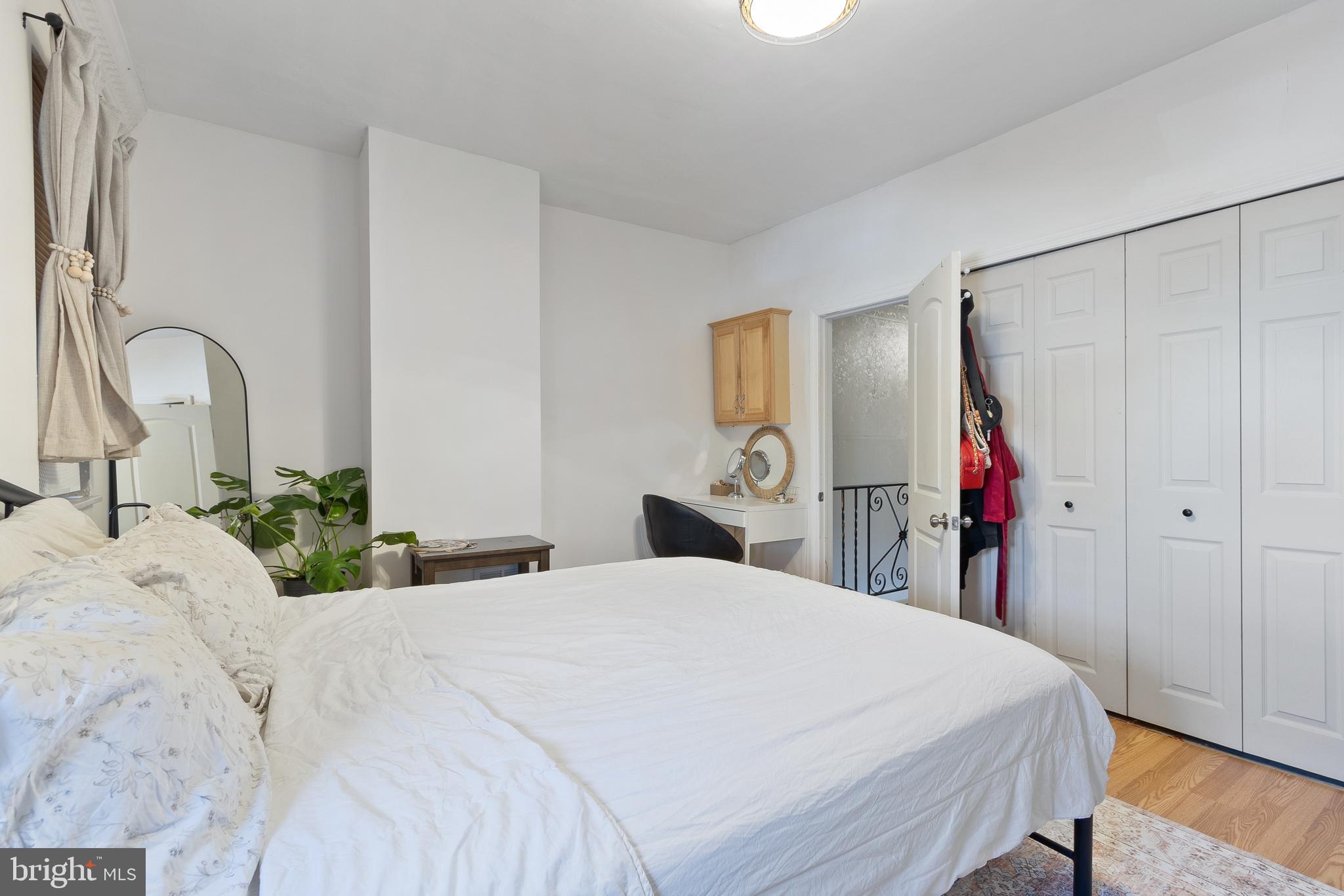 LOWER MOYAMENSING - Residential