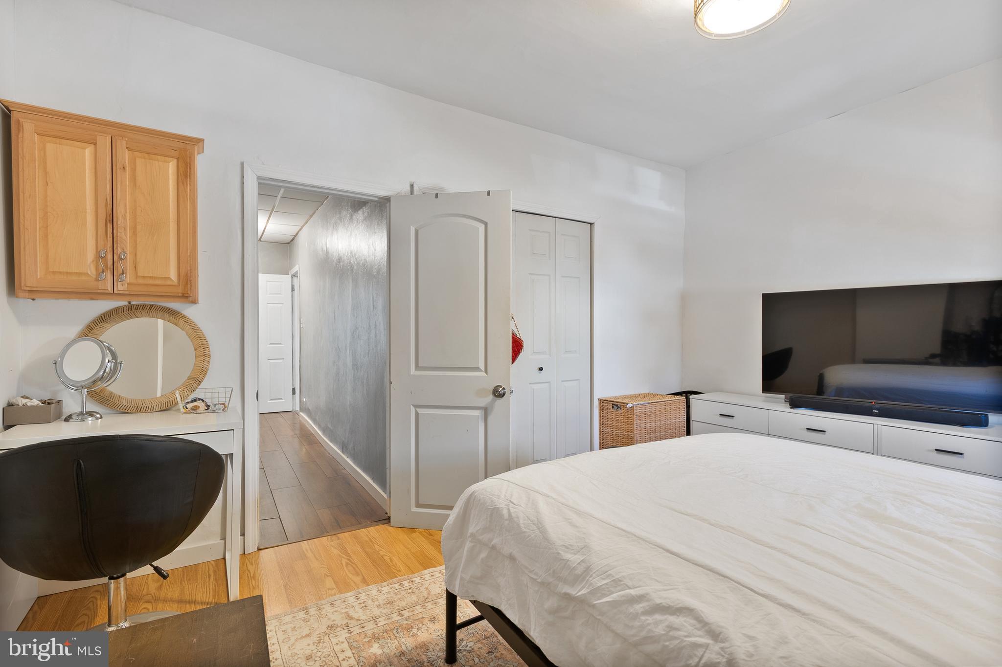 LOWER MOYAMENSING - Residential