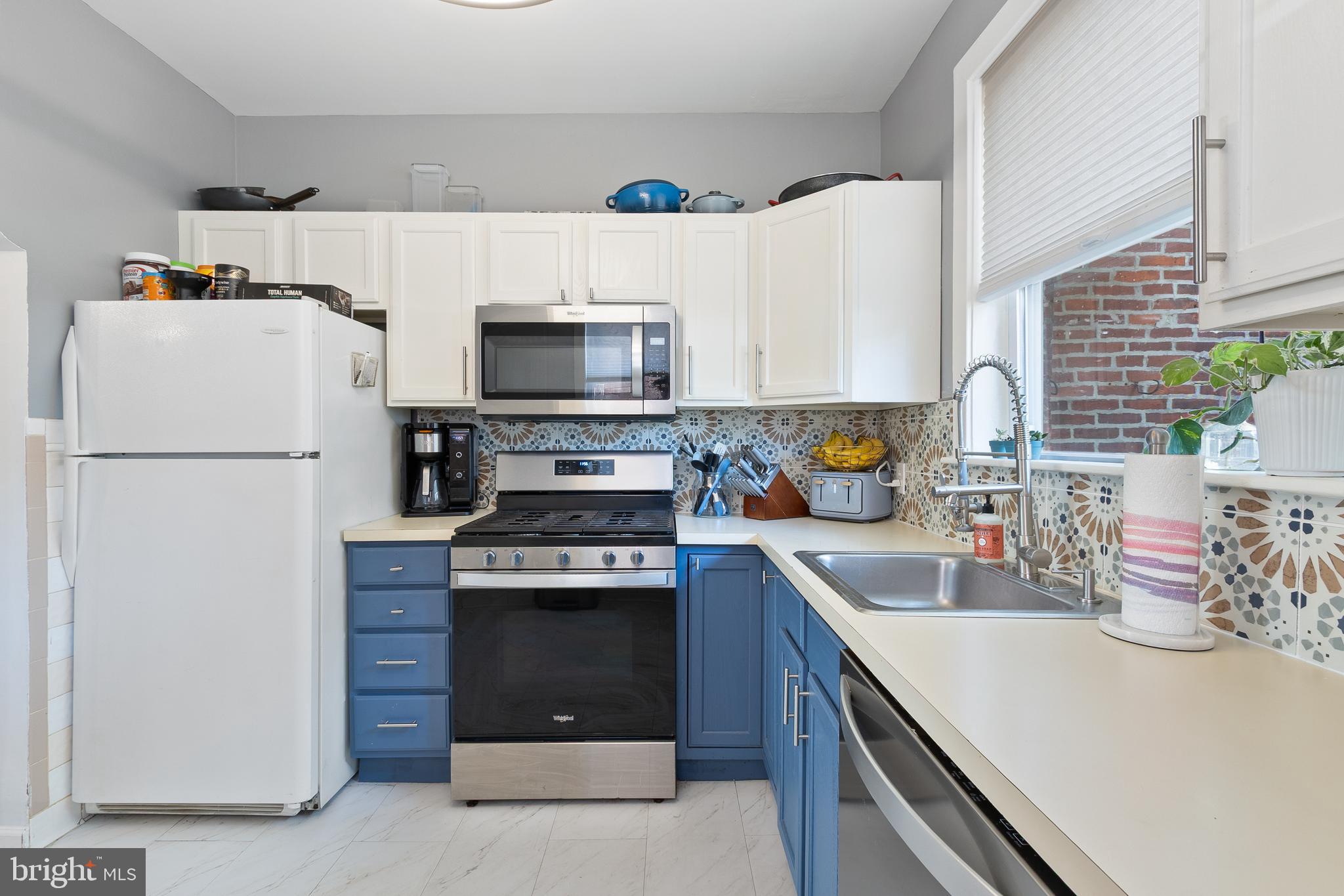 LOWER MOYAMENSING - Residential