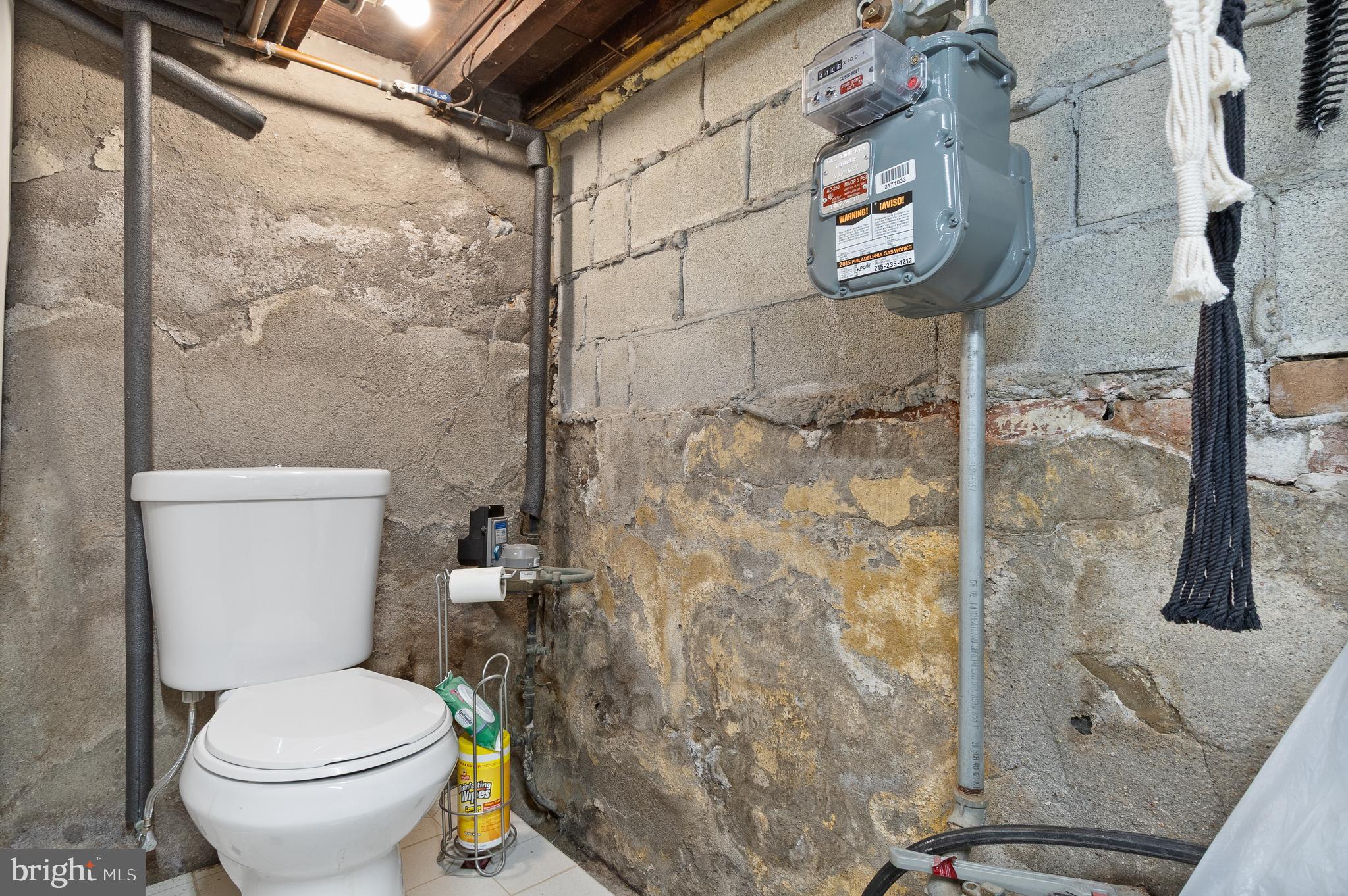 LOWER MOYAMENSING - Residential