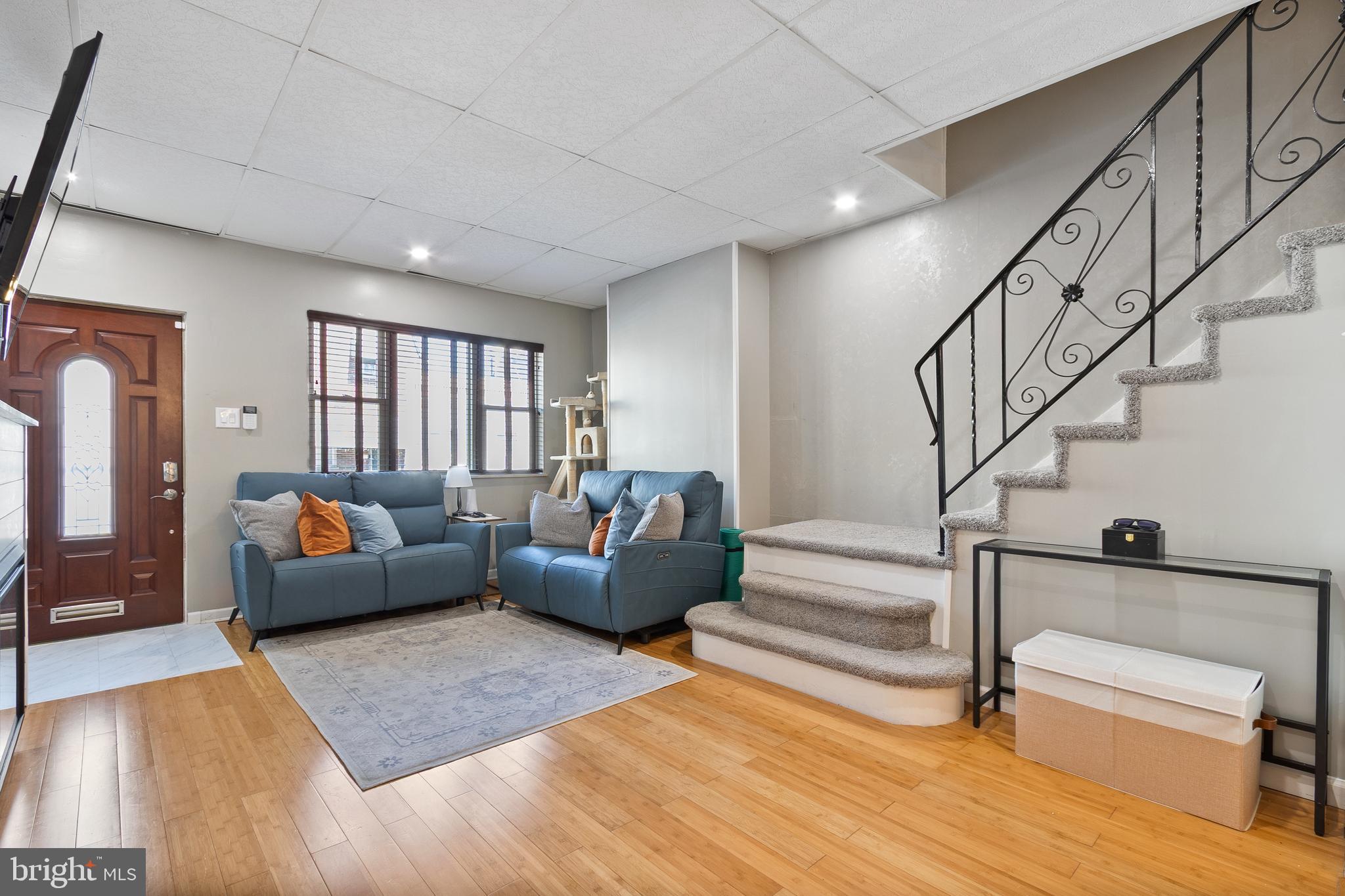 LOWER MOYAMENSING - Residential