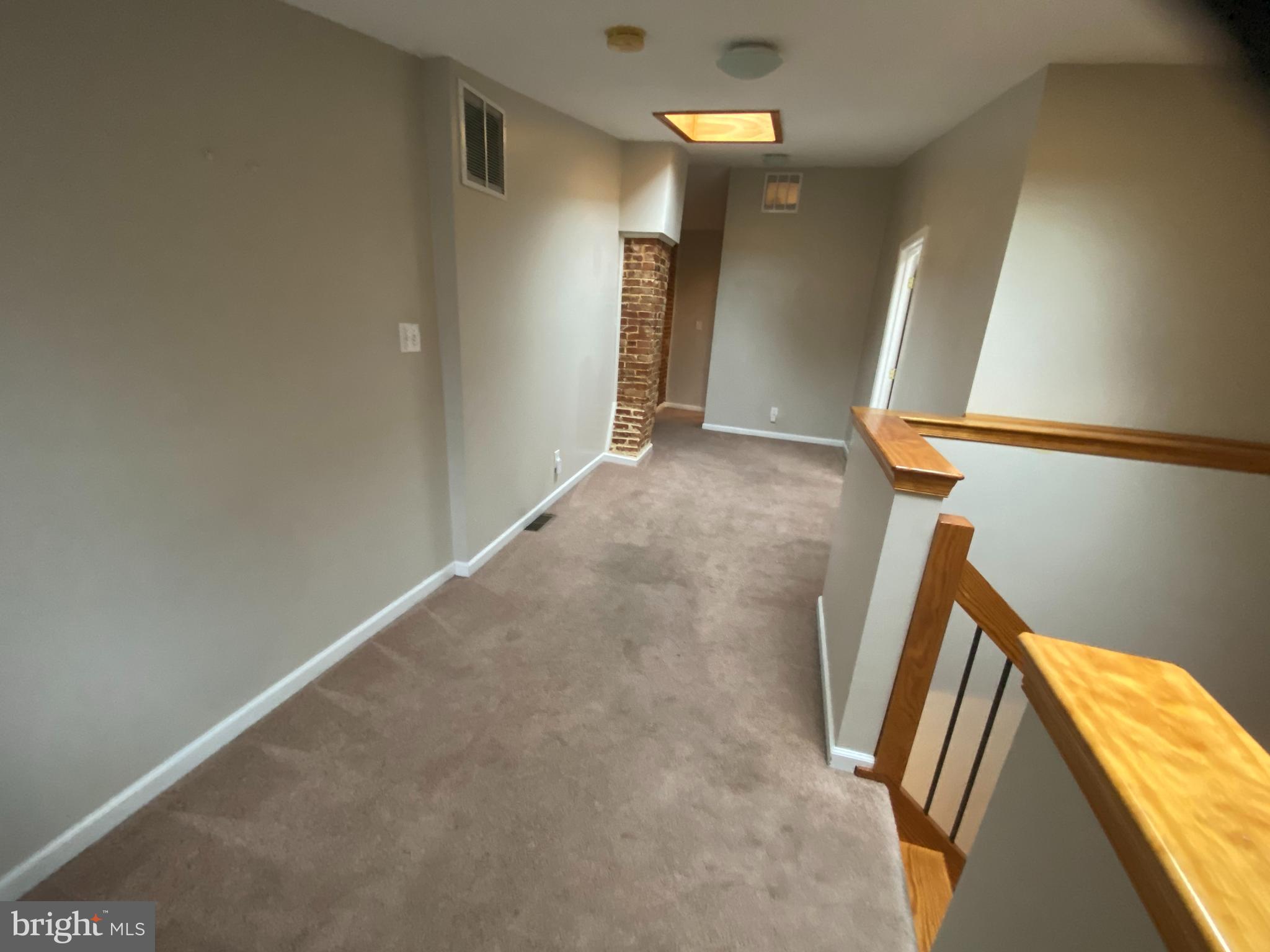 HOLLINS MARKET - Residential Lease