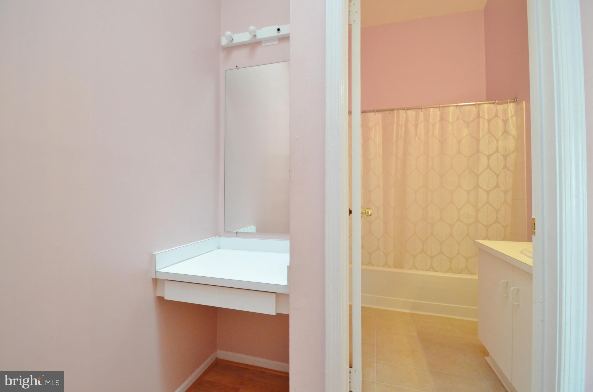 JONES VALLEY - Residential