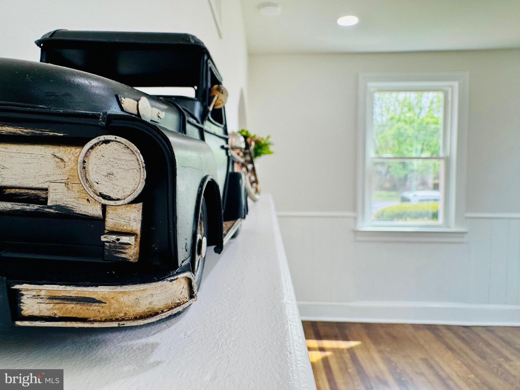 WOODSIDE - Residential