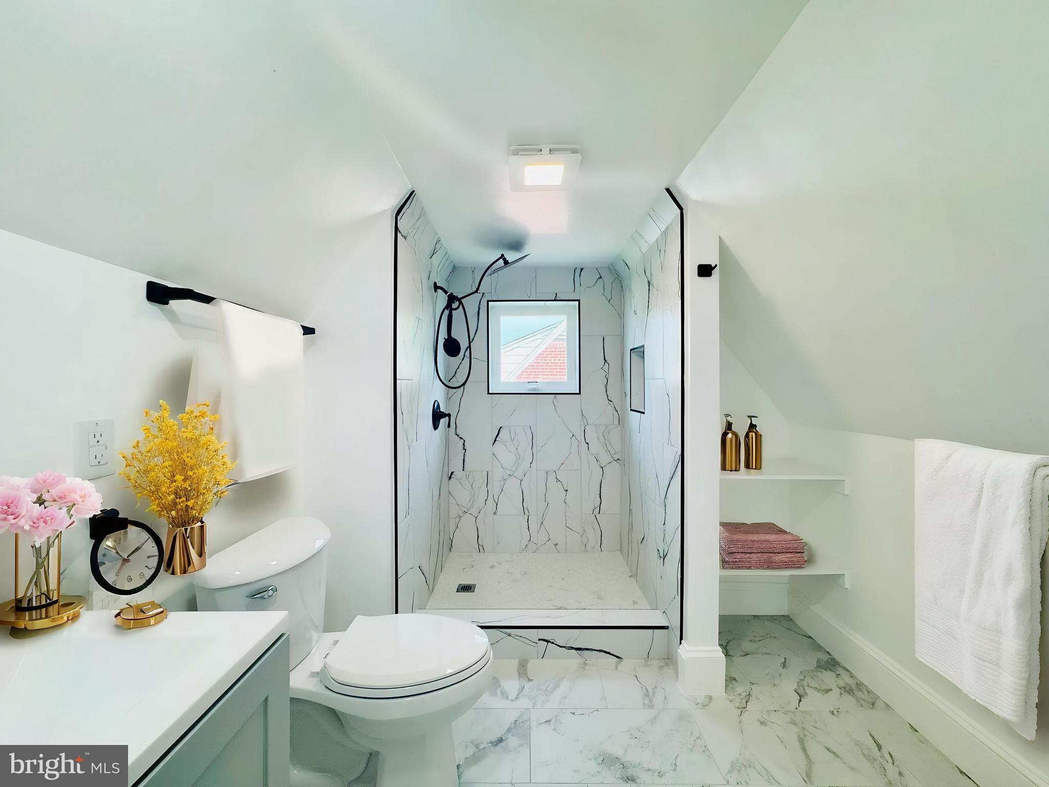 WOODSIDE - Residential