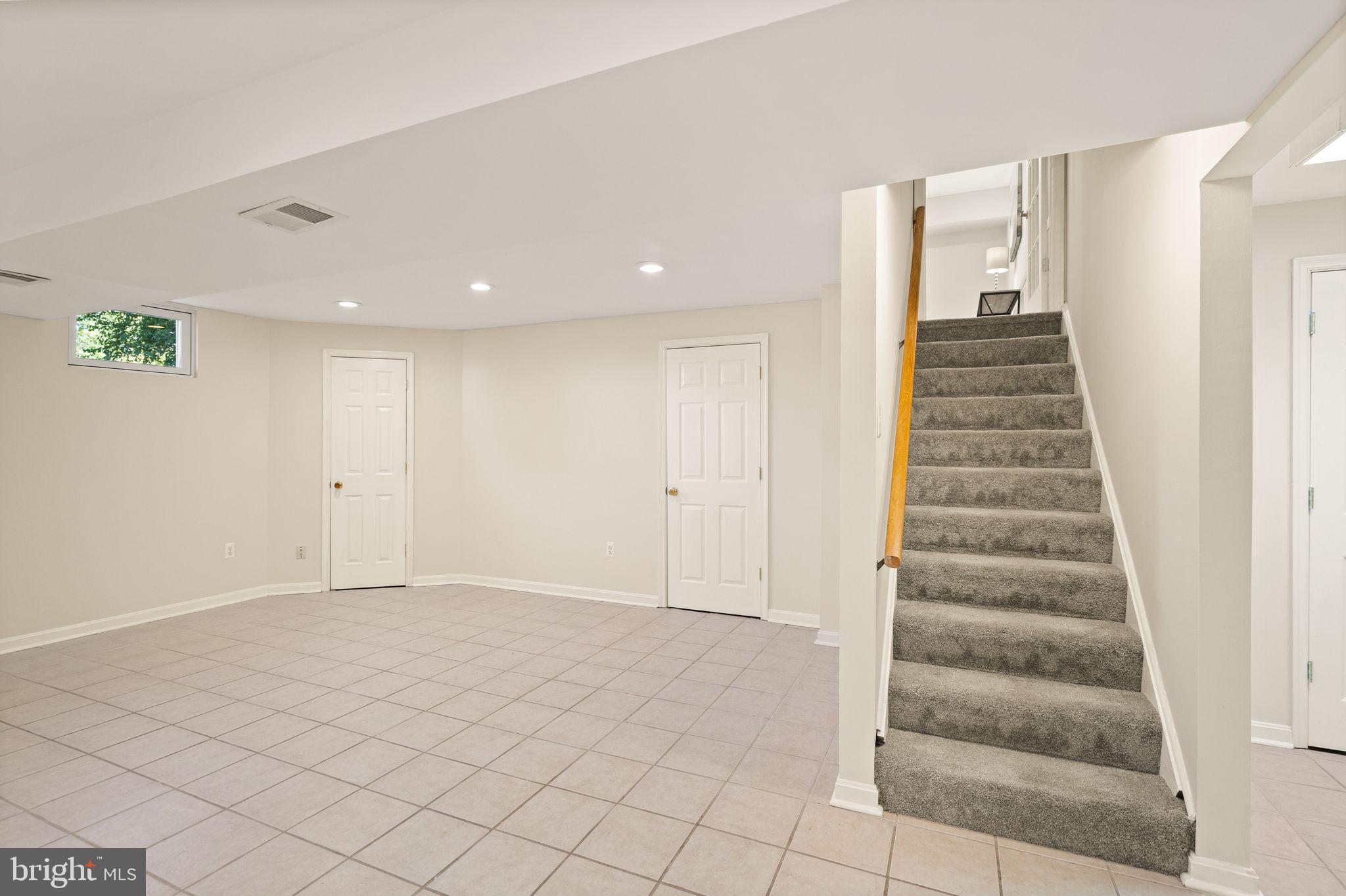 PLEASANT VALLEY - Residential