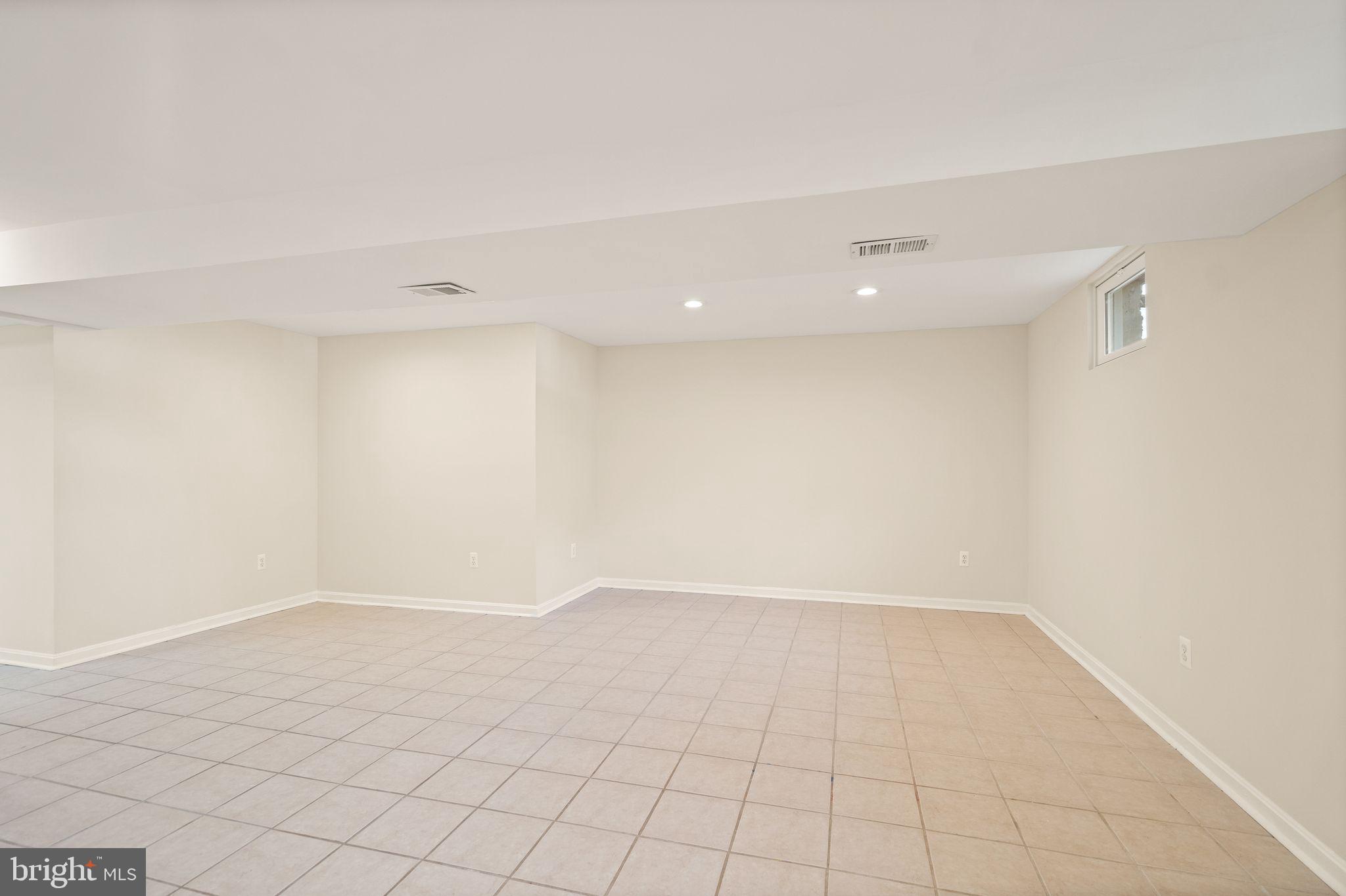 PLEASANT VALLEY - Residential