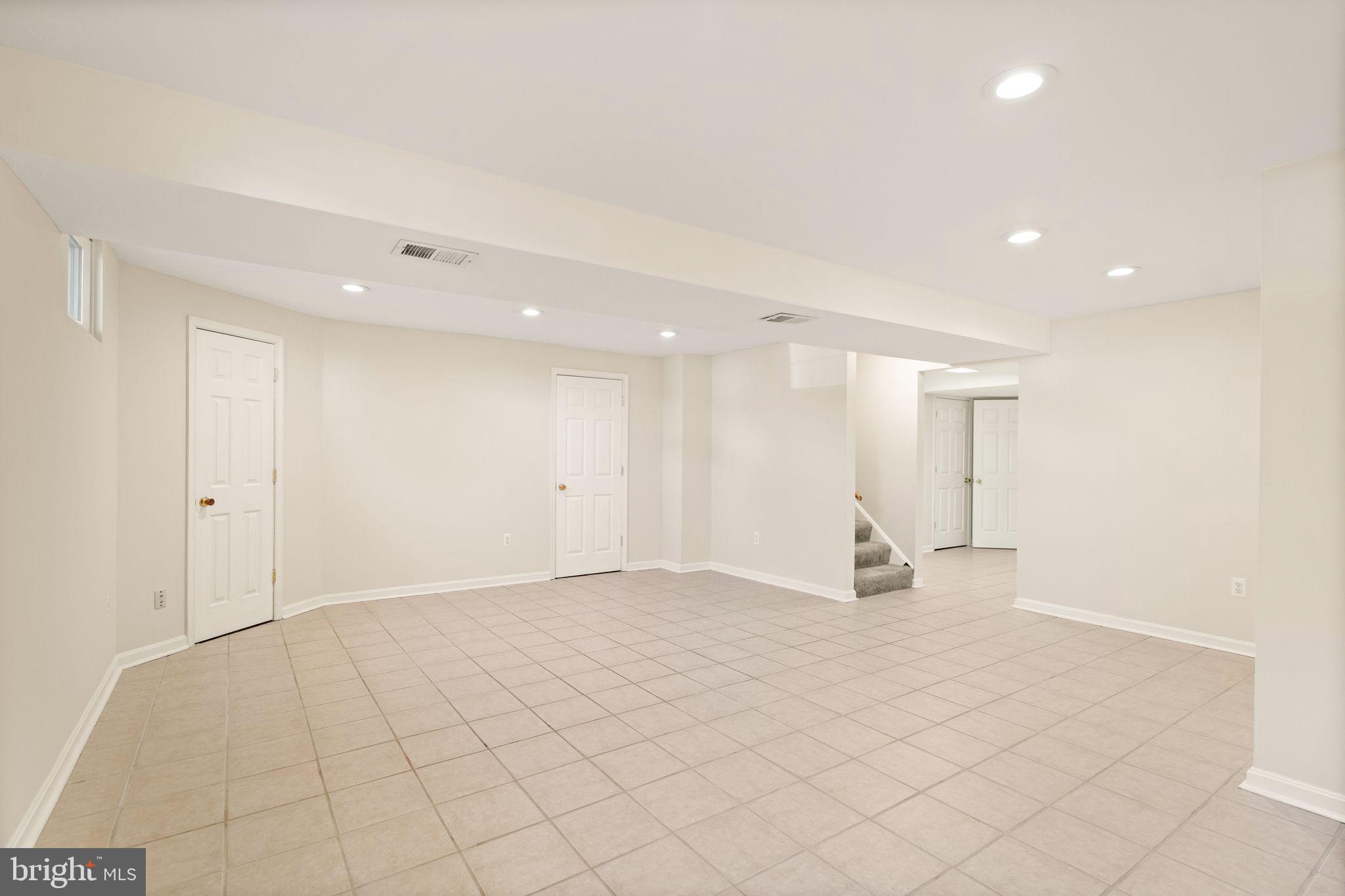 PLEASANT VALLEY - Residential