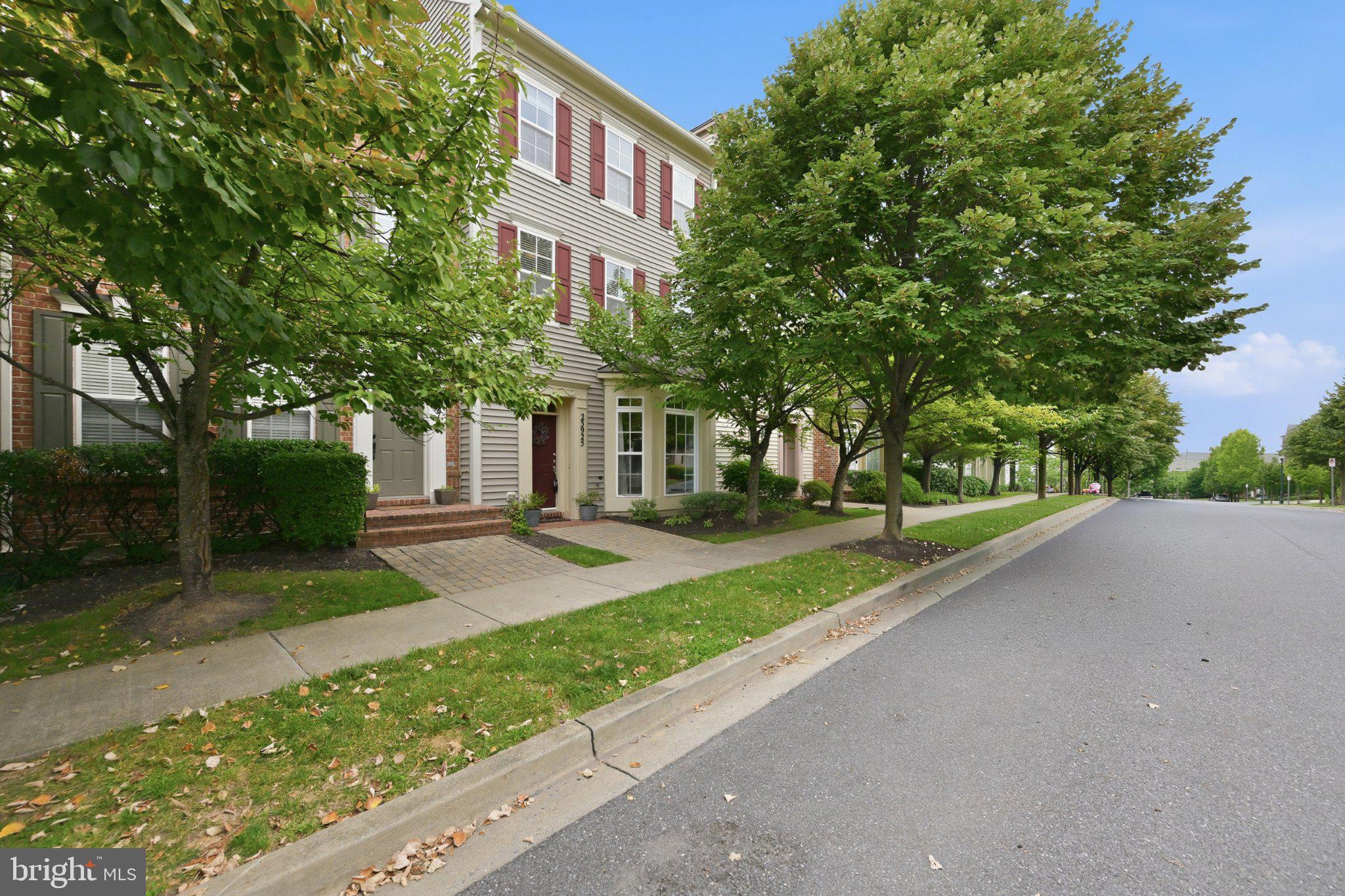 23925 CATAWBA HILL DRIVE