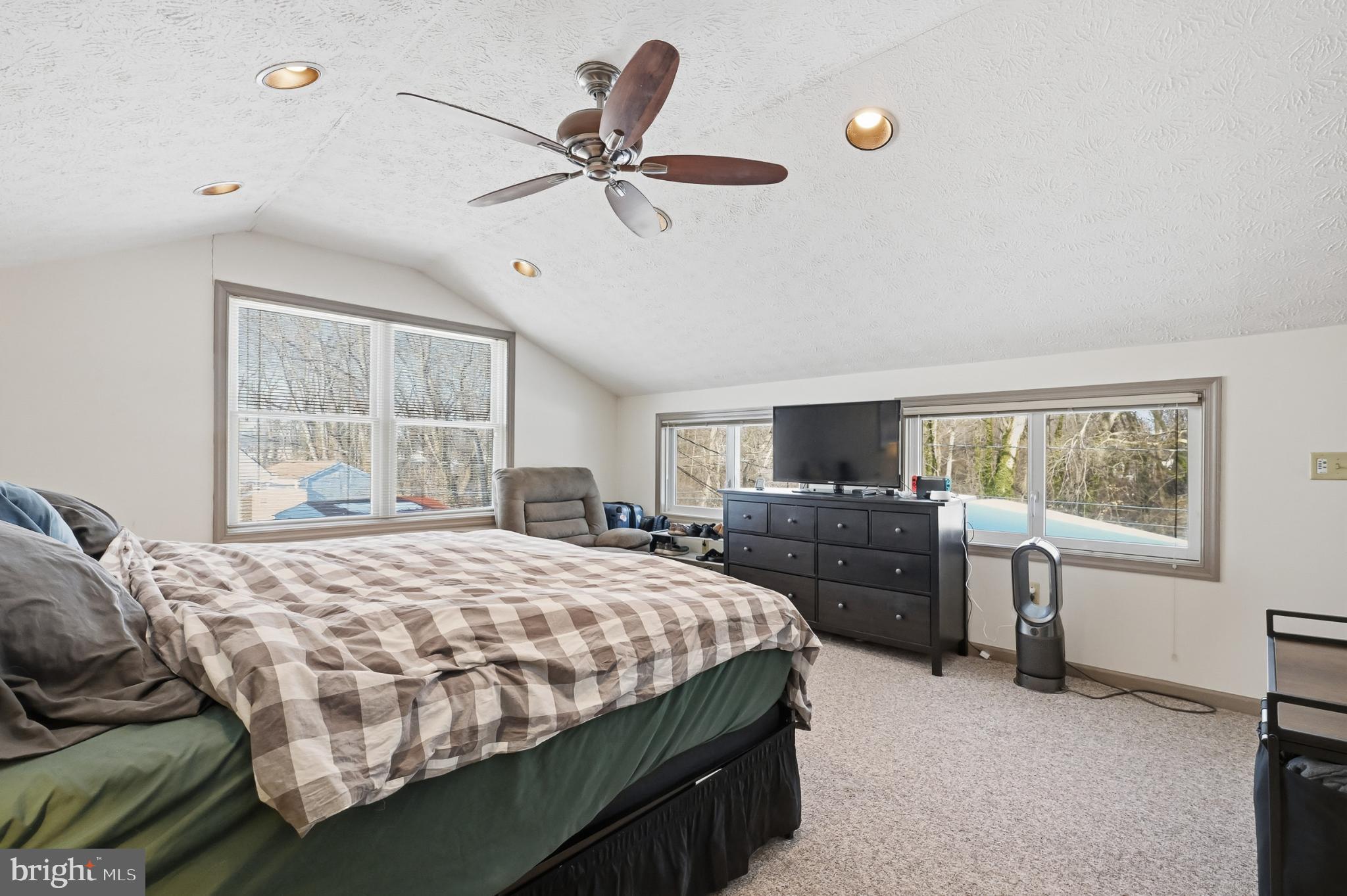 TODD ESTATES II - Residential