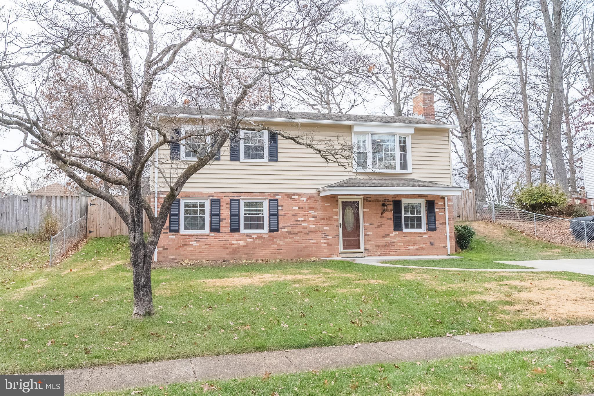 13715 SMALLWOOD COURT