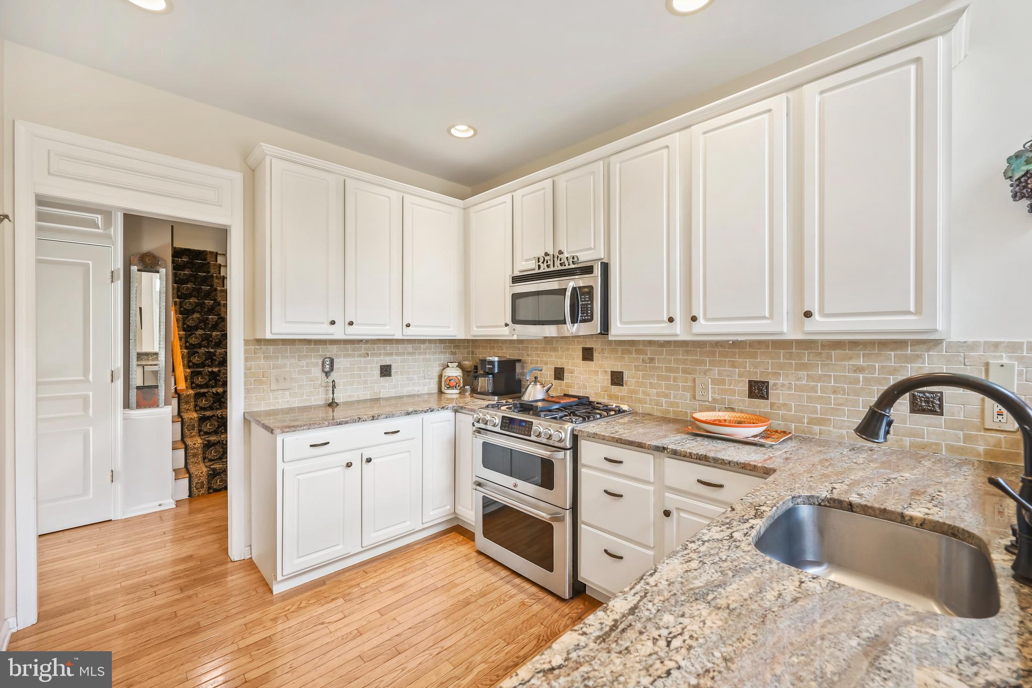 FIELDWOOD MANORS - Residential