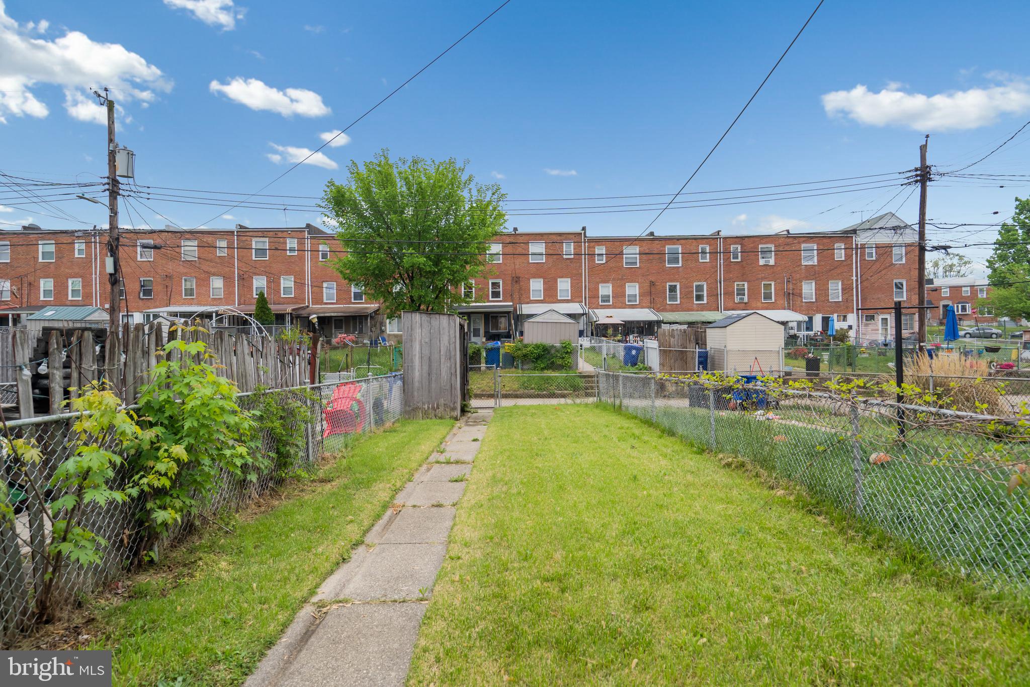 CLAREMONT-FREEDOM - Residential