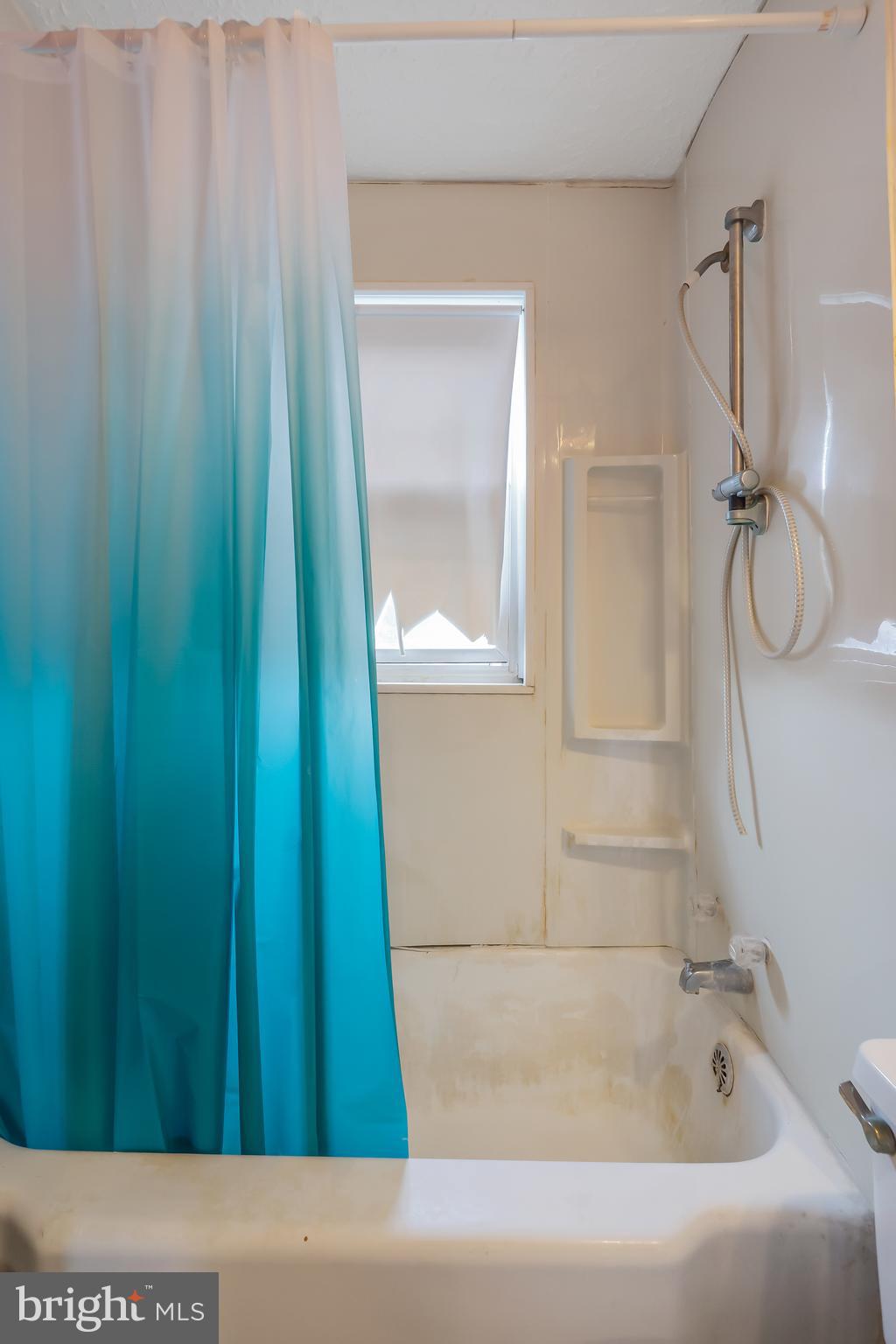 CLAREMONT-FREEDOM - Residential