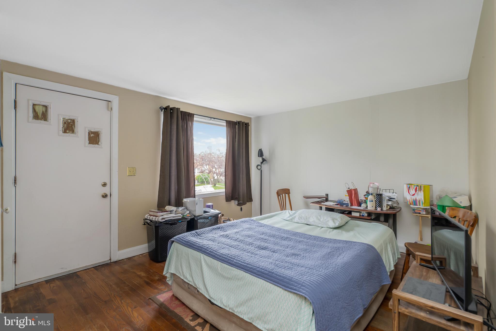 CLAREMONT-FREEDOM - Residential