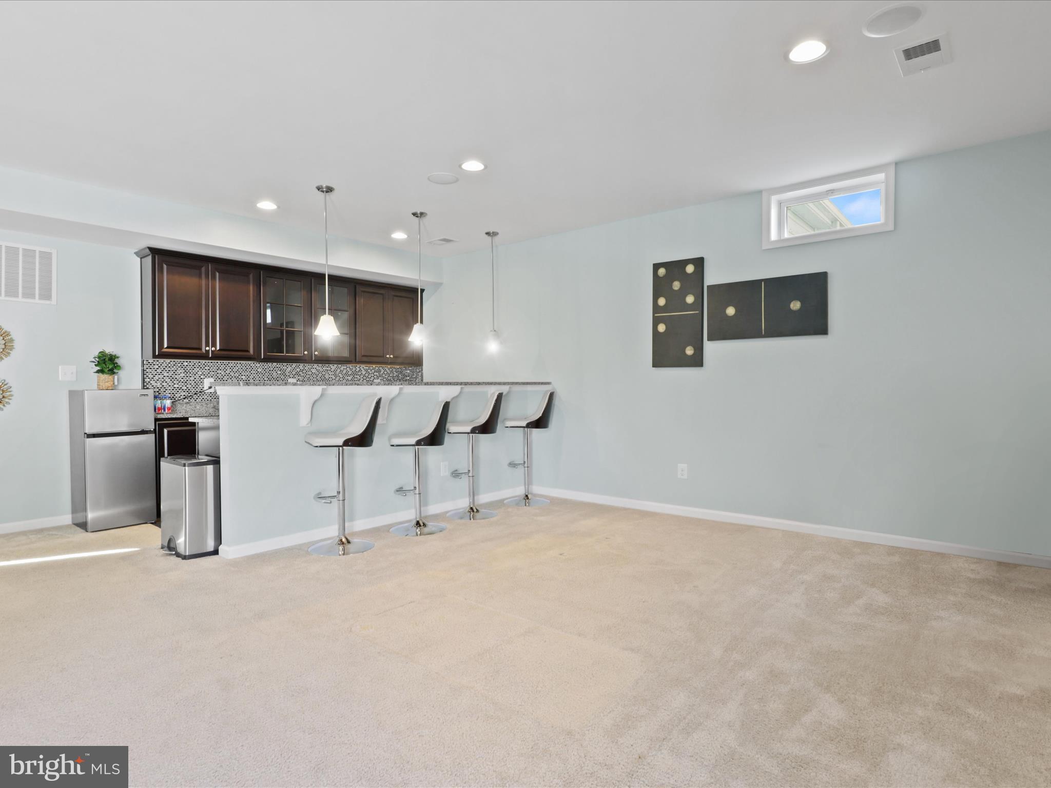 MAY'S QUARTER - Residential Lease