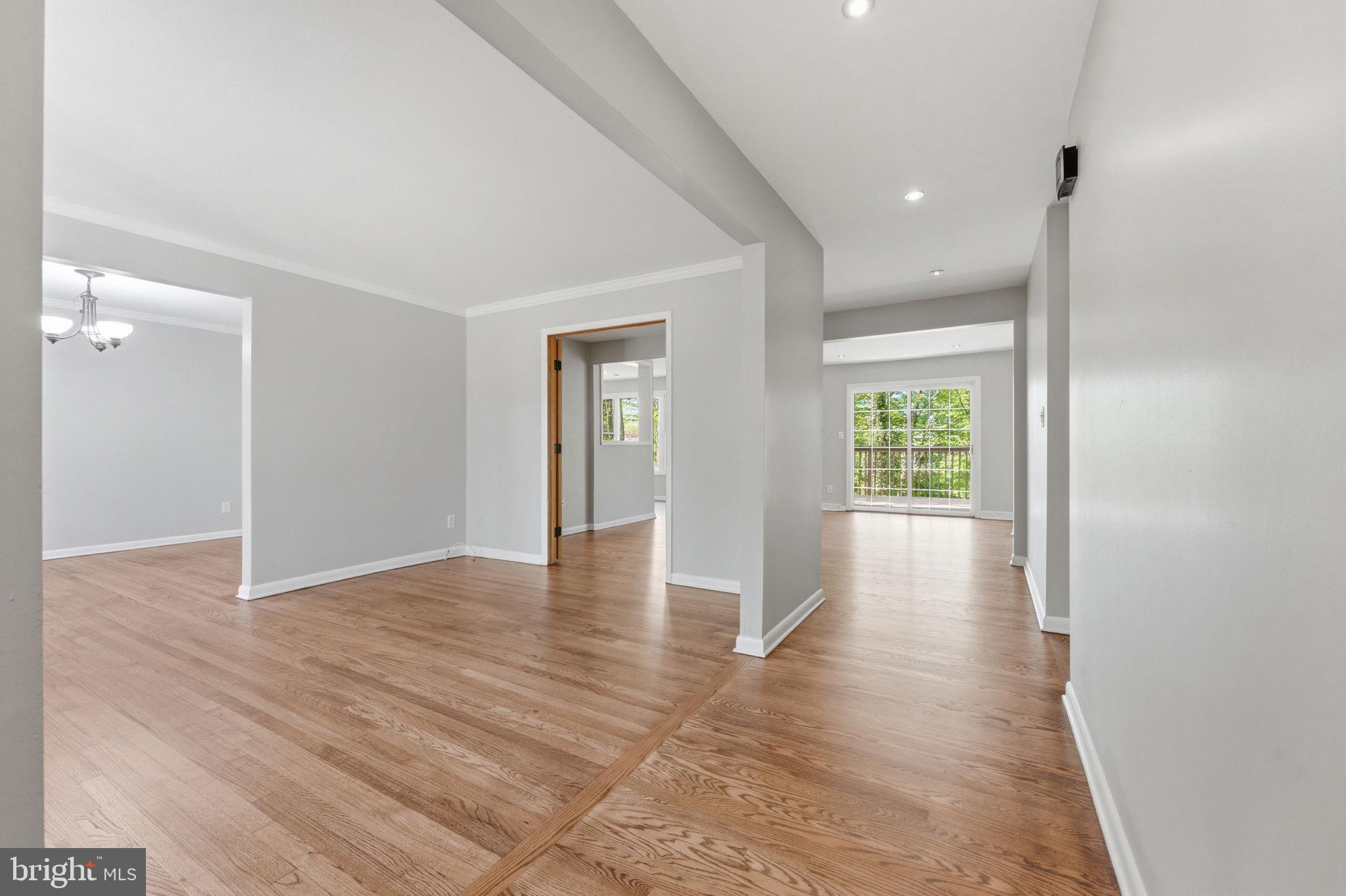 609 CHANIN COURT