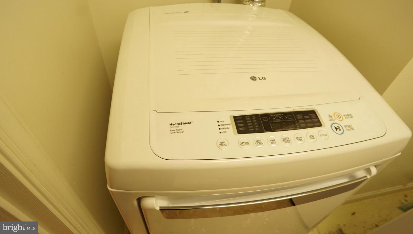 LIFESTYLE AT SULLY STATION - Residential Lease