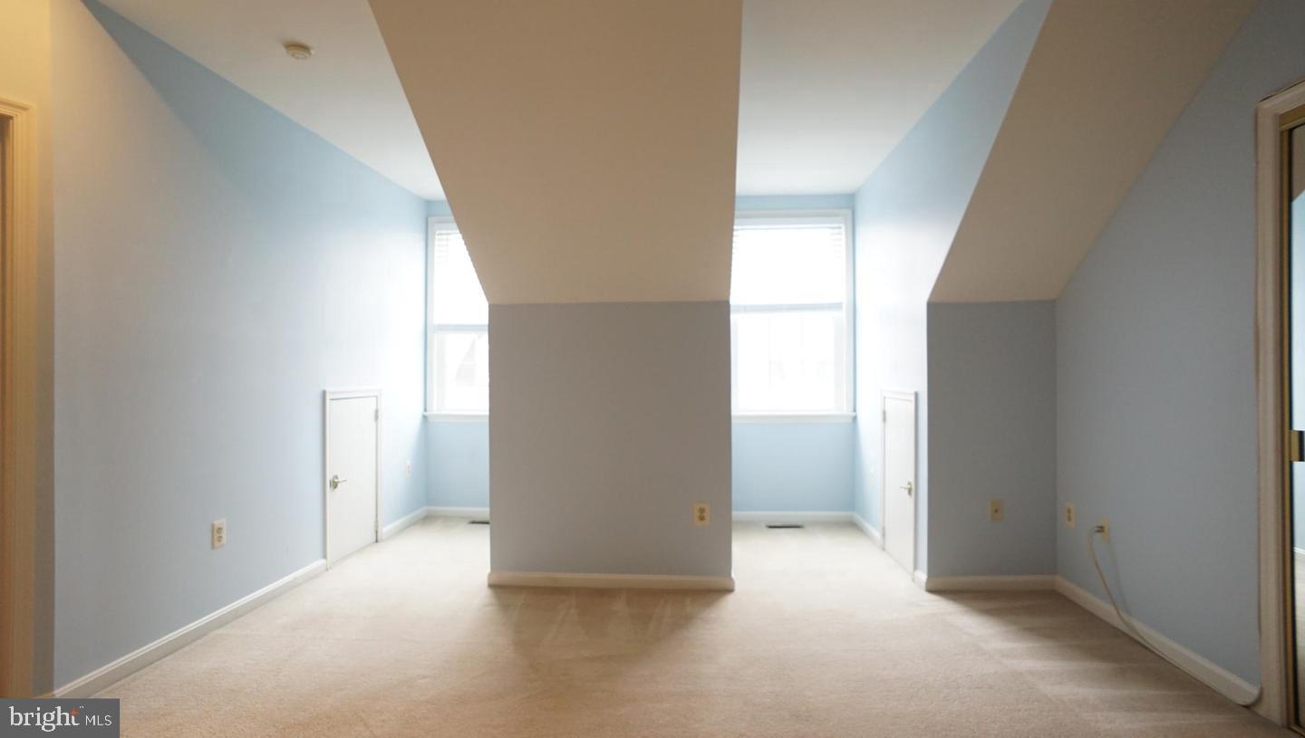 LIFESTYLE AT SULLY STATION - Residential Lease