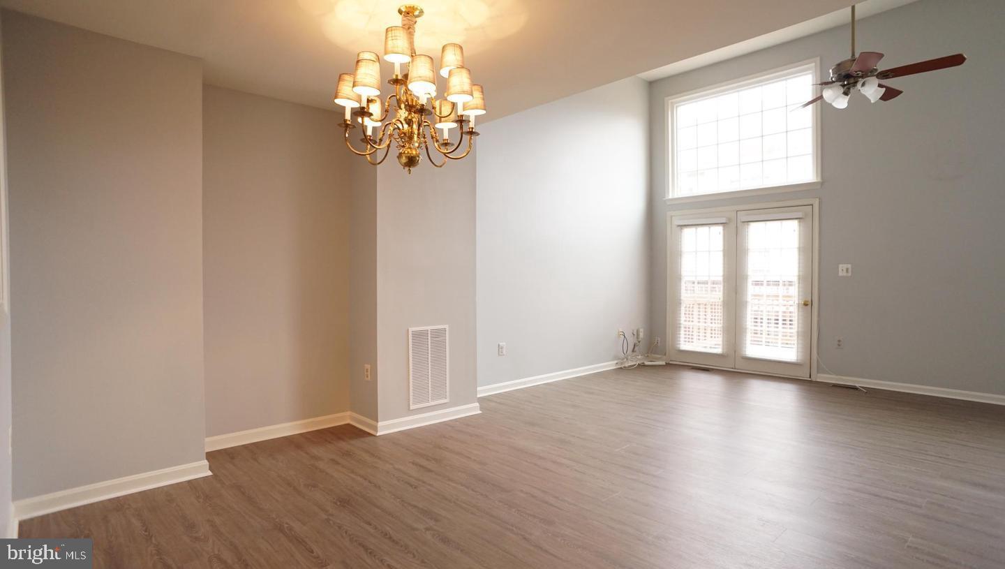 LIFESTYLE AT SULLY STATION - Residential Lease