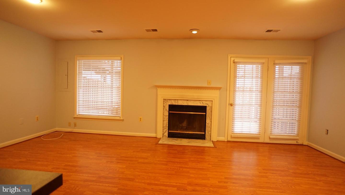 LIFESTYLE AT SULLY STATION - Residential Lease