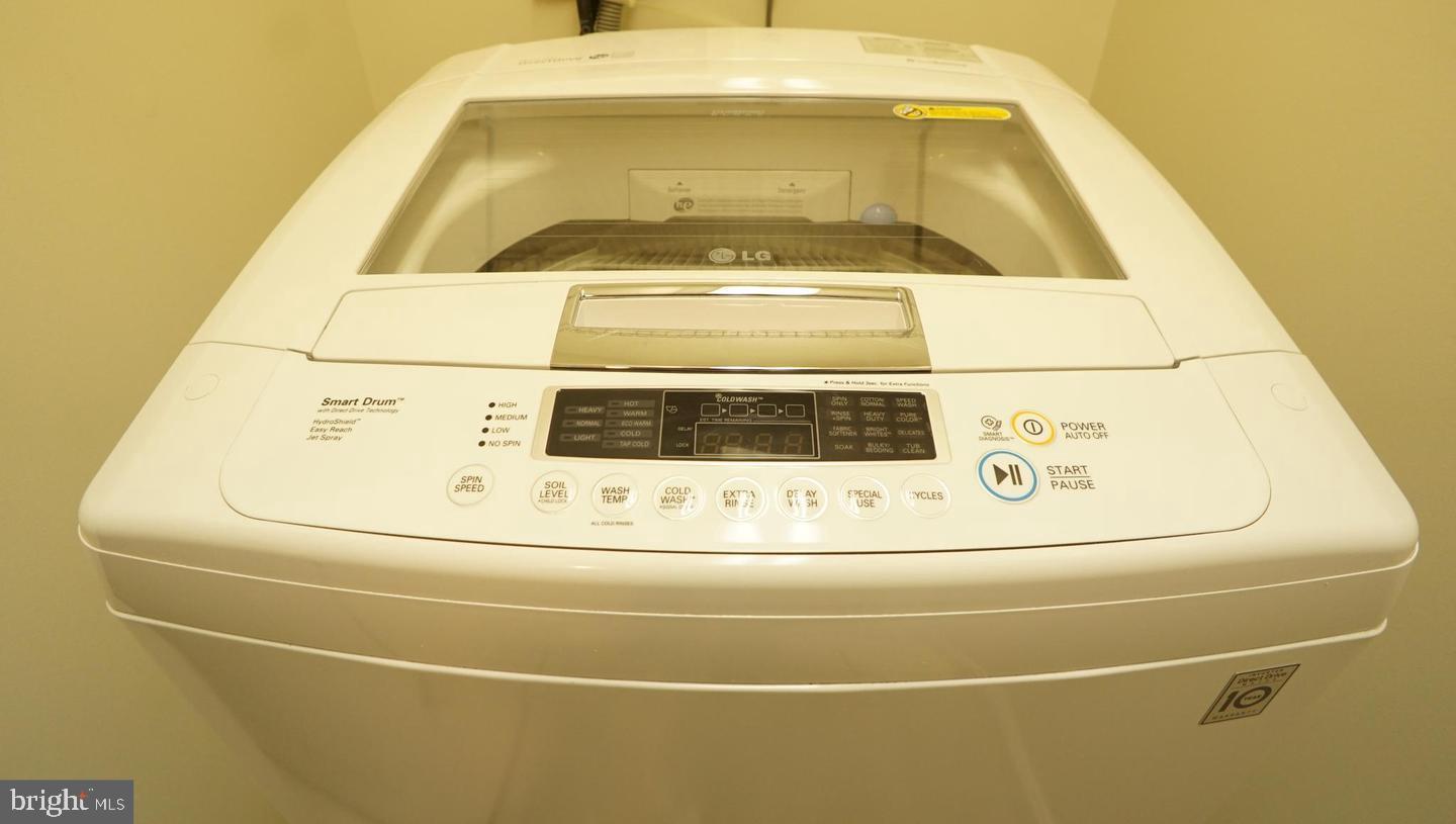 LIFESTYLE AT SULLY STATION - Residential Lease