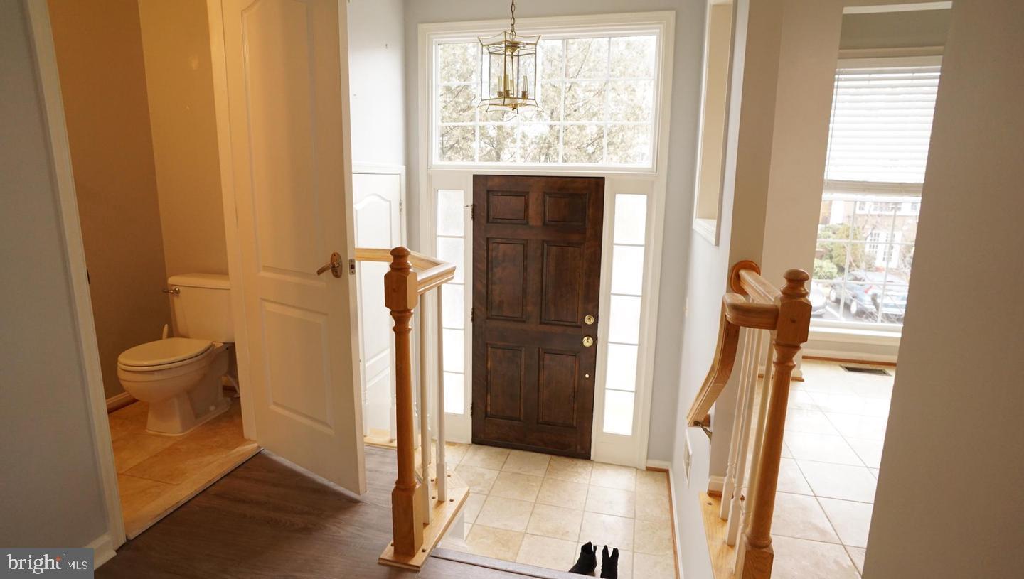 LIFESTYLE AT SULLY STATION - Residential Lease