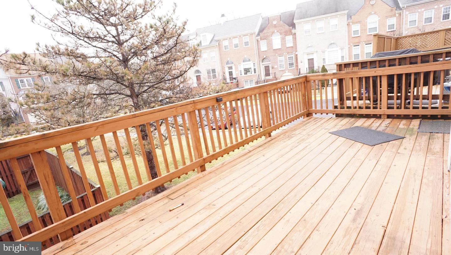 LIFESTYLE AT SULLY STATION - Residential Lease