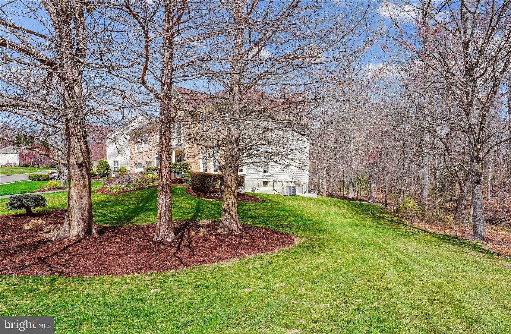 8535 OAK CHASE CIRCLE