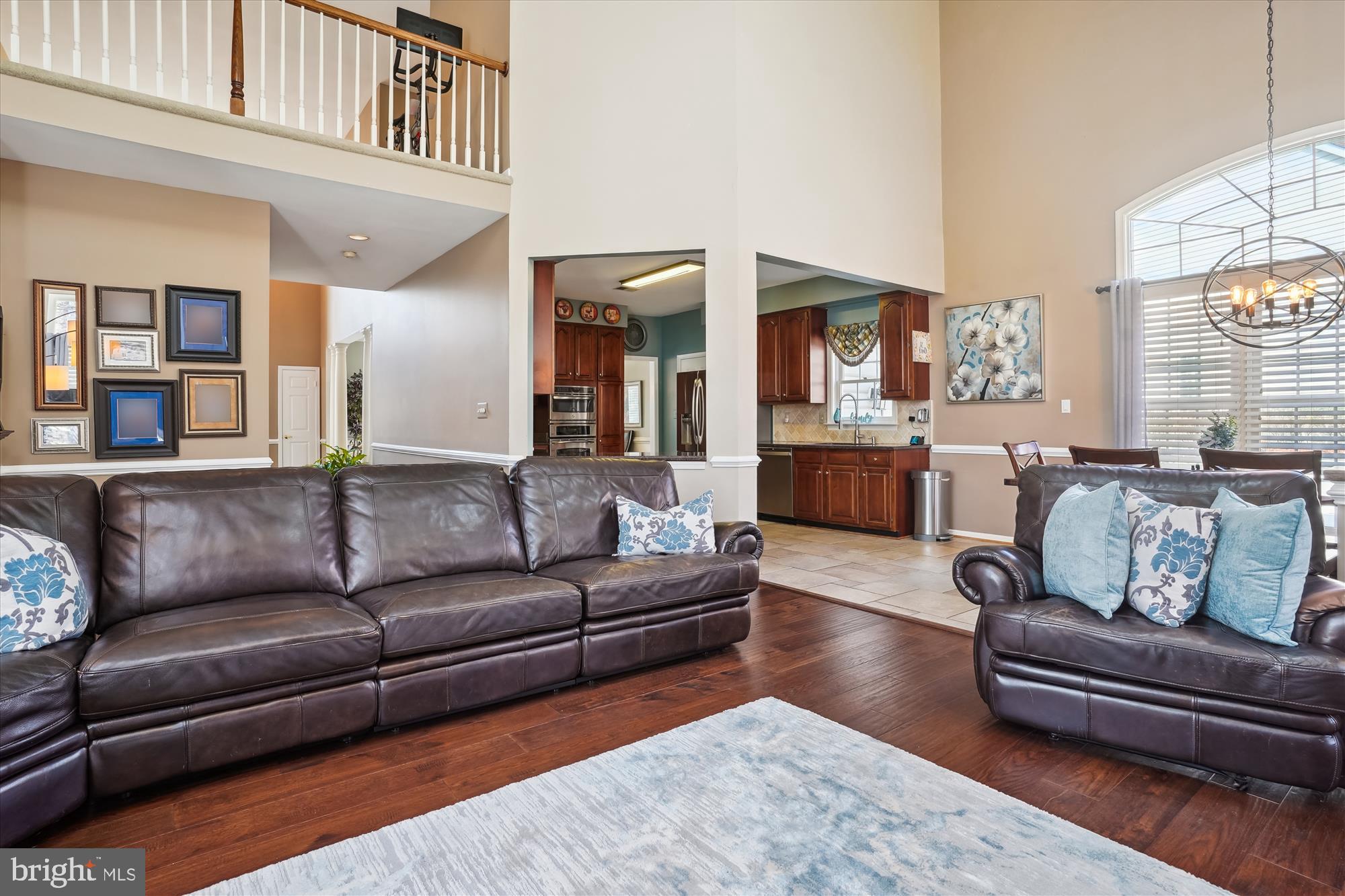 CROSSPOINTE - Residential