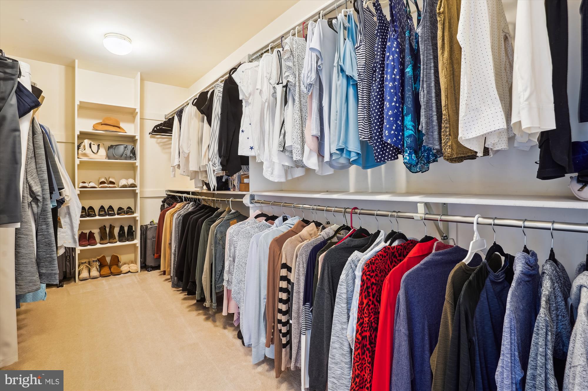 CROSSPOINTE - Residential