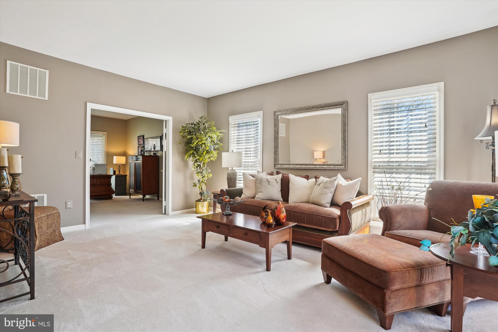 CROSSPOINTE - Residential