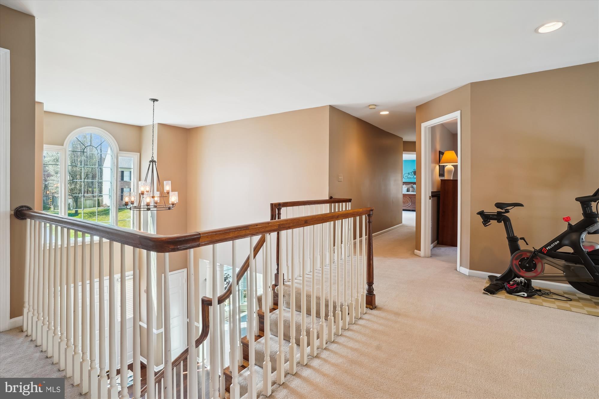 CROSSPOINTE - Residential