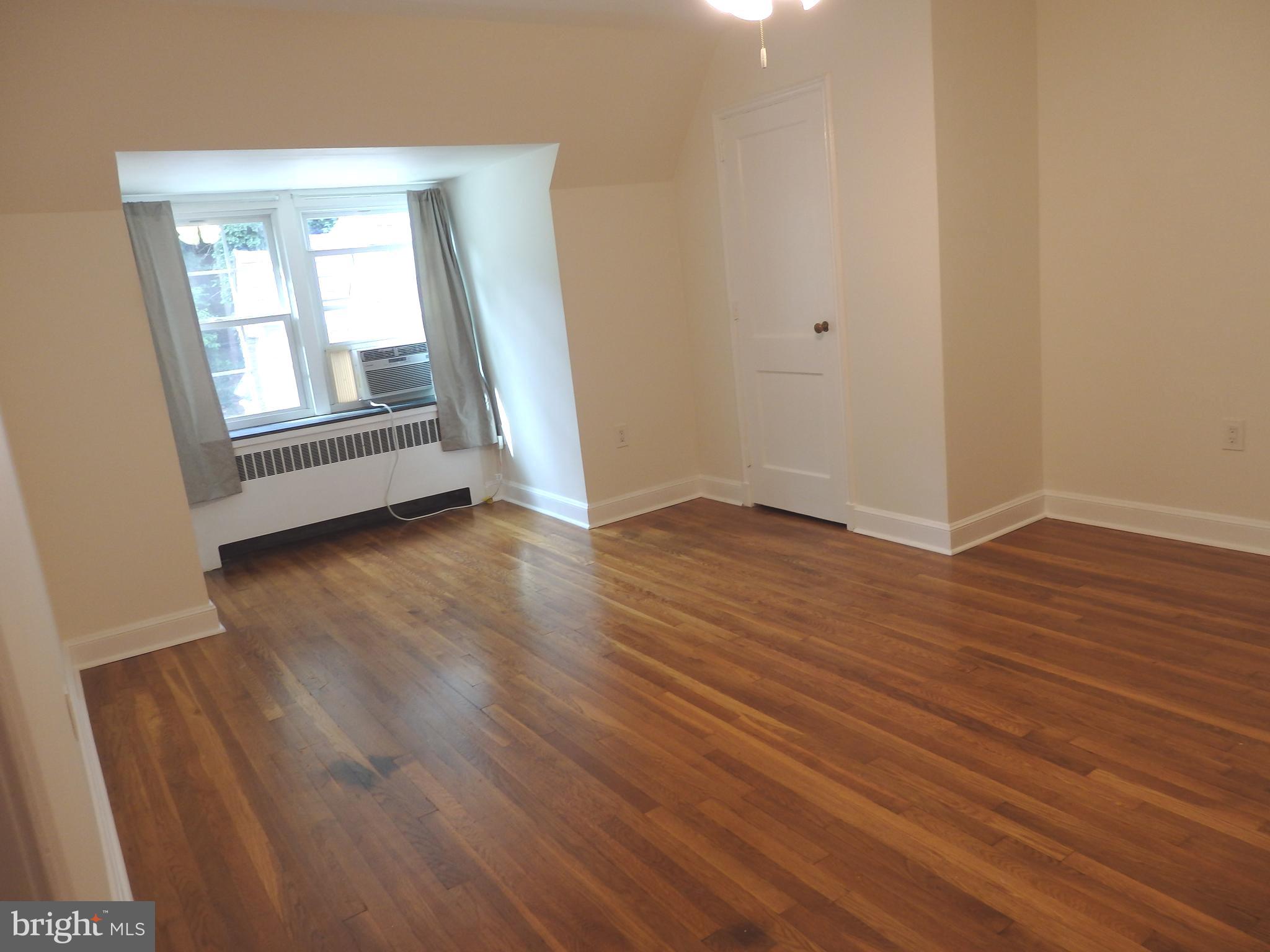 WYNNEWOOD PARK - Residential Lease