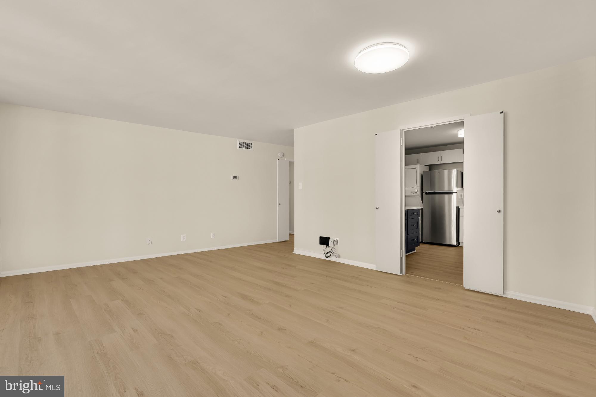 FRIENDSHIP HEIGHTS - Residential