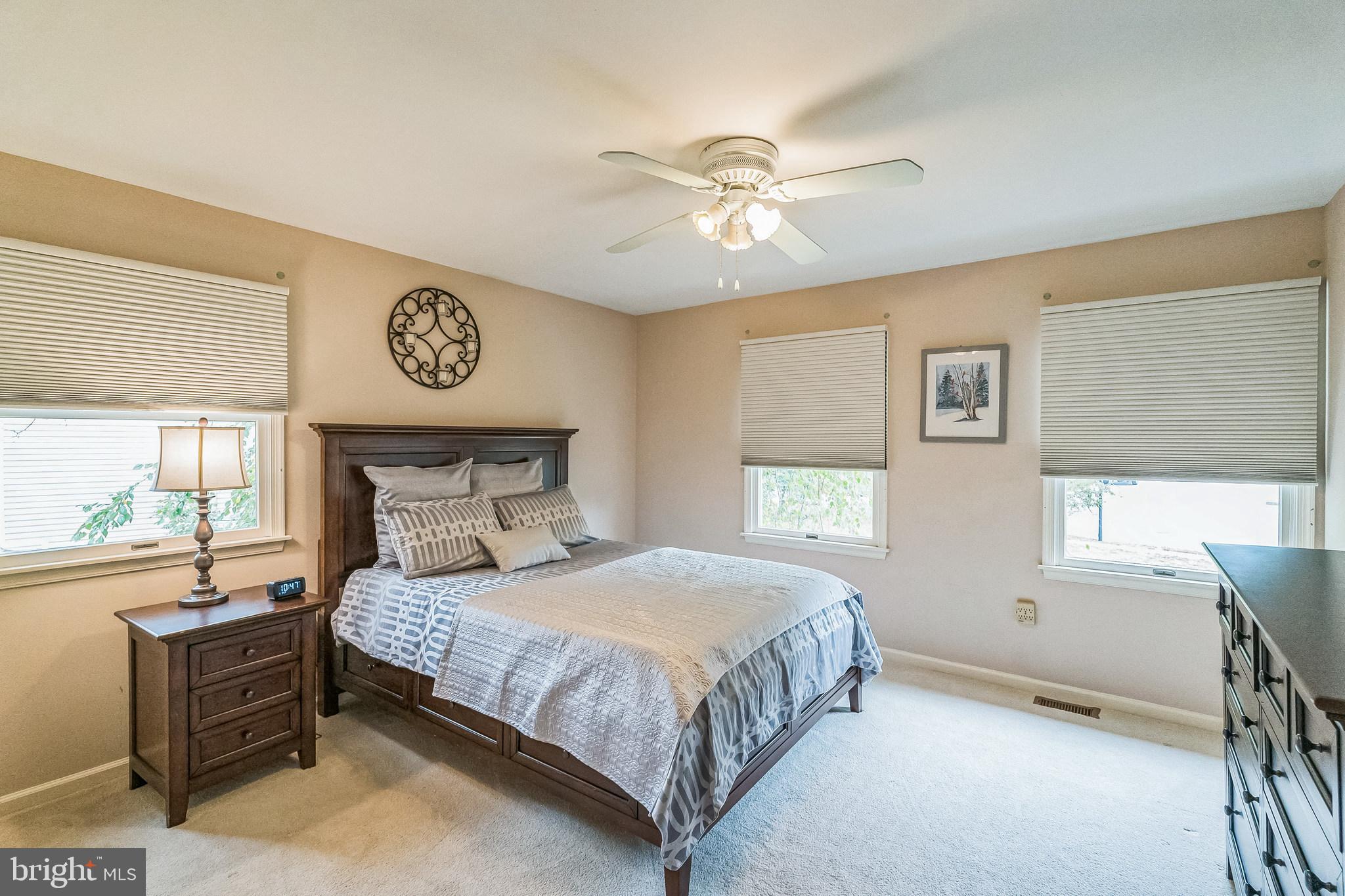 NORRISTOWN - Residential