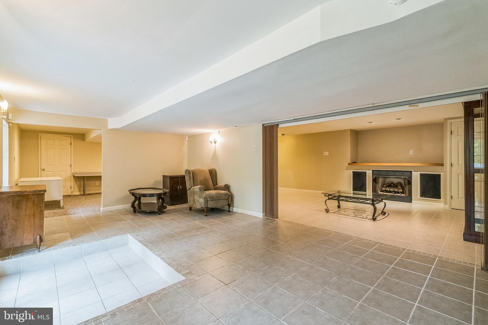 NORRISTOWN - Residential