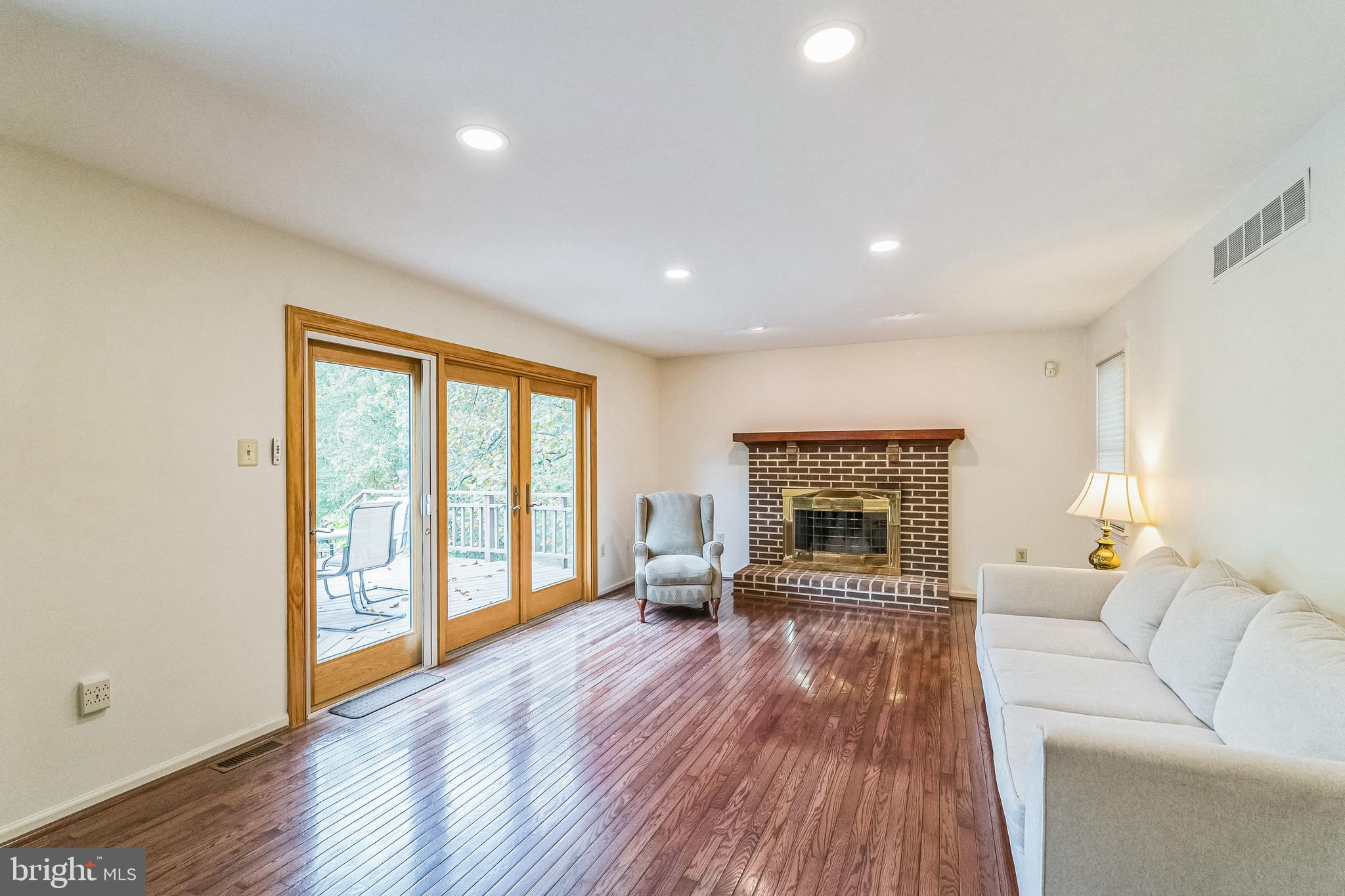 NORRISTOWN - Residential